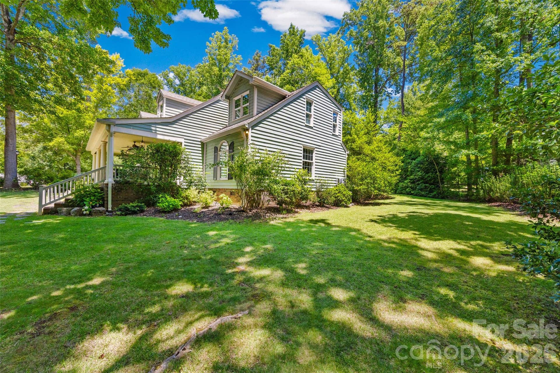 2 Pine Point Road, Lake Wylie, SC 29710