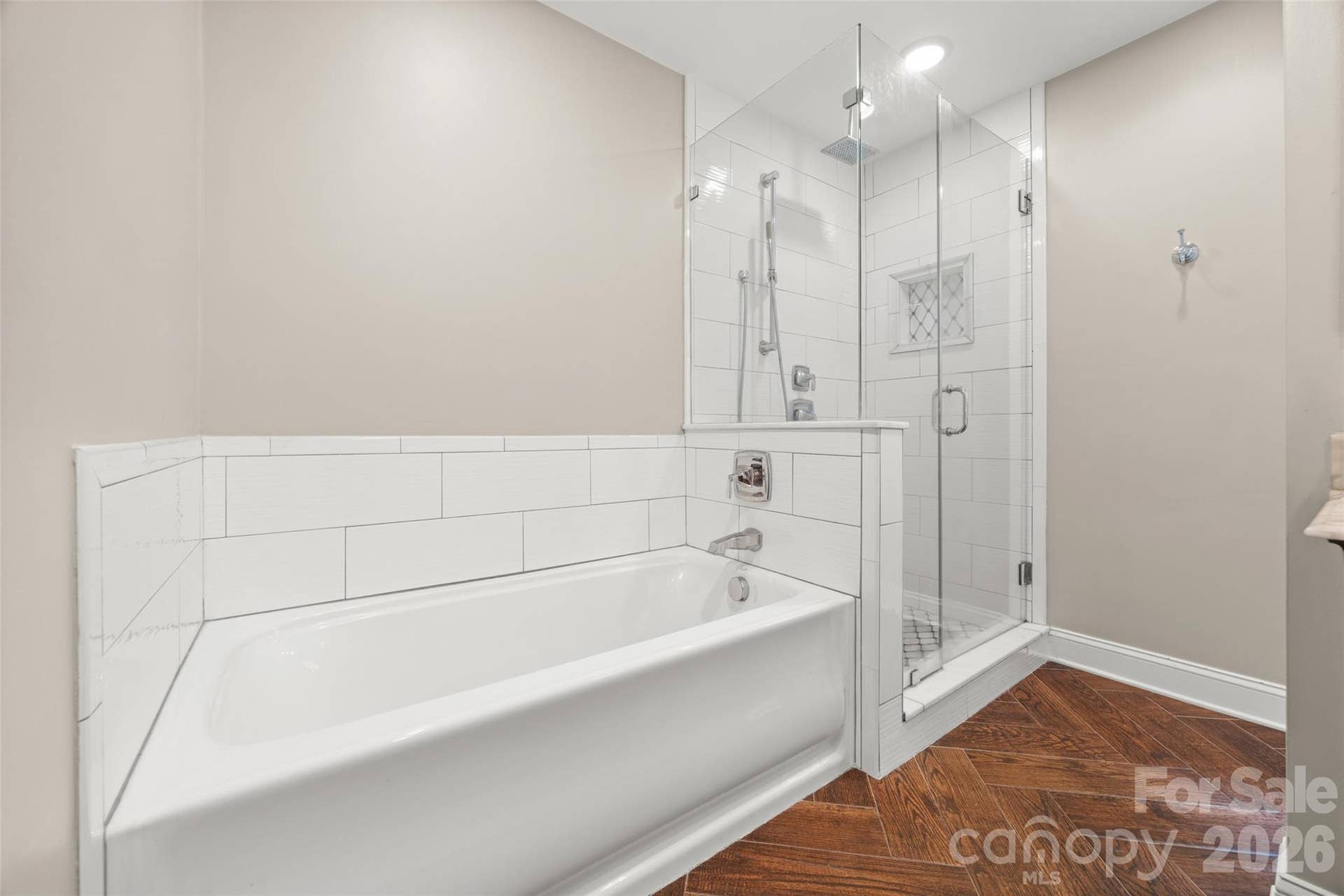 2 Pine Point Road, Lake Wylie, SC 29710