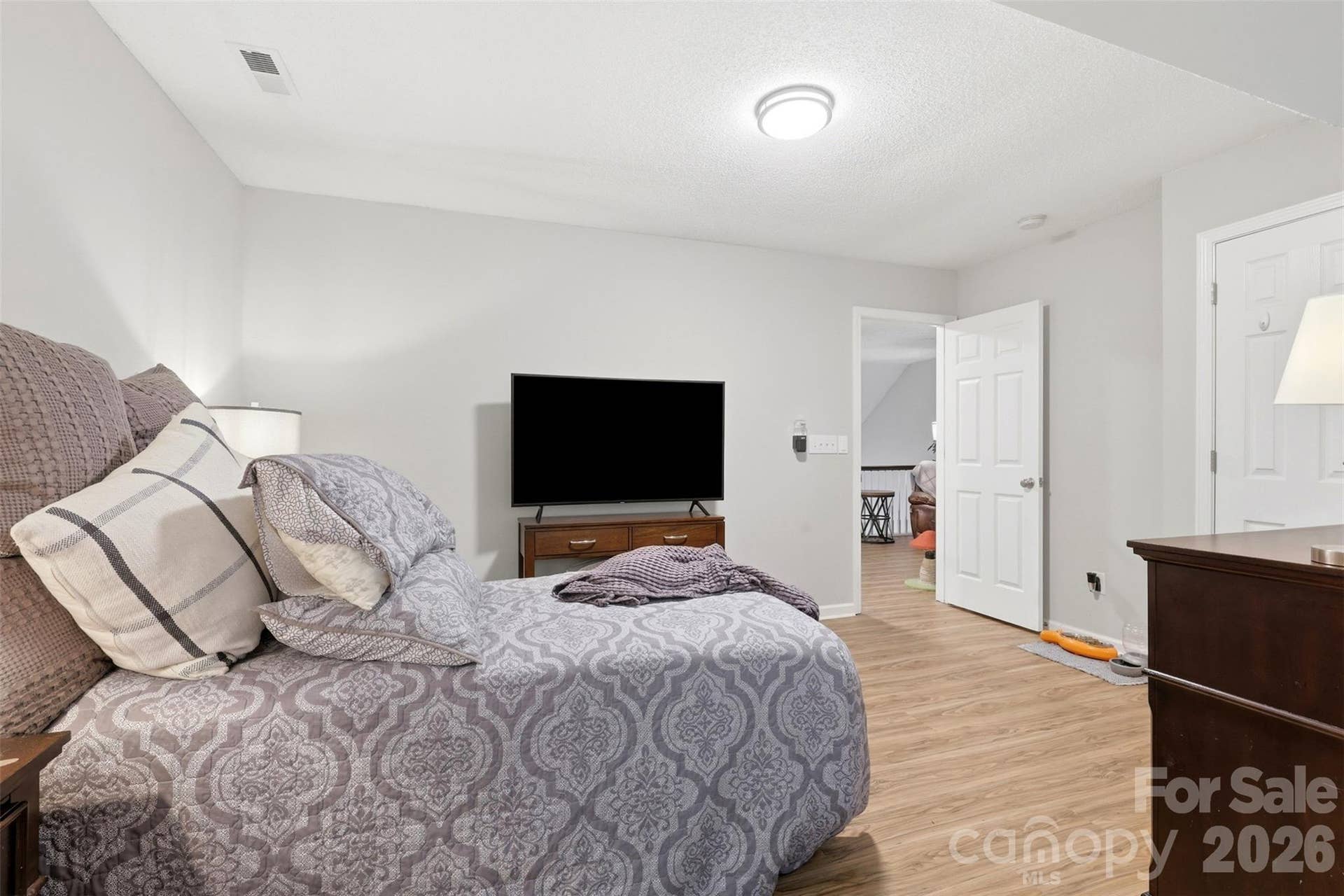 109 Prescott Street, Matthews, NC 28104 109 Prescott Street, Matthews, NC 28104