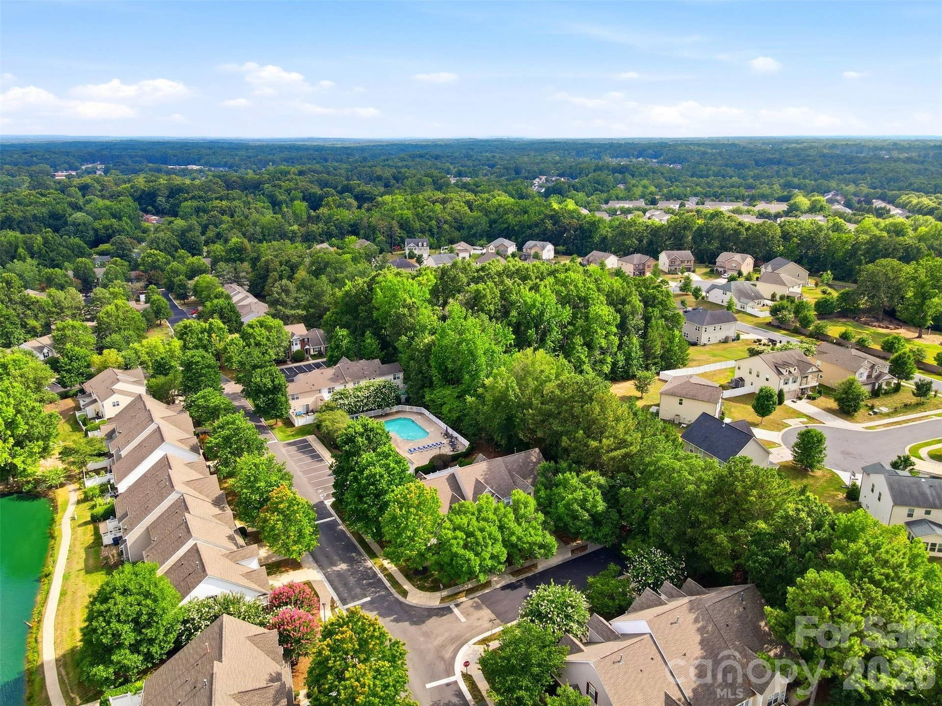 109 Prescott Street, Matthews, NC 28104 109 Prescott Street, Matthews, NC 28104