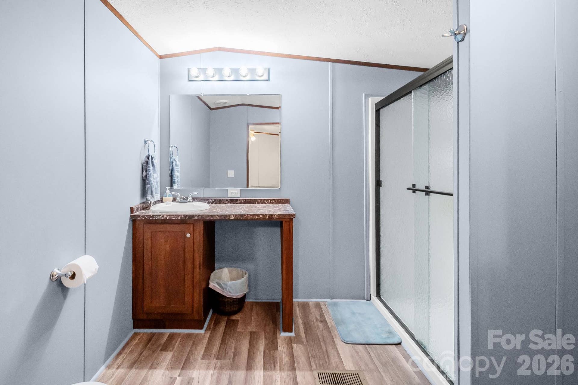 Main Bath