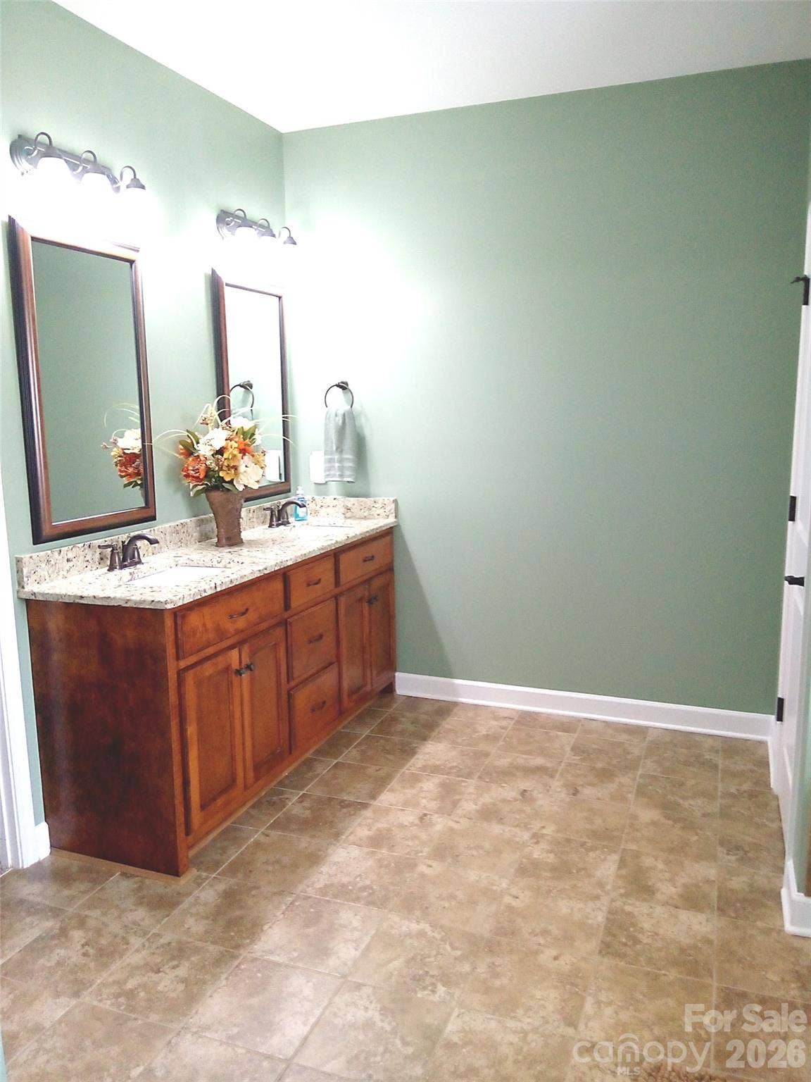 10234 Lakeshore Drive, Lancaster, SC 29720 10234 Lakeshore Drive, Lancaster, SC 29720