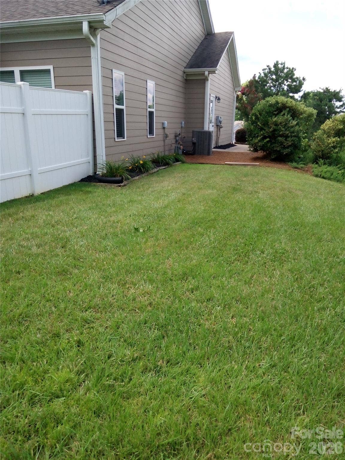 10234 Lakeshore Drive, Lancaster, SC 29720 10234 Lakeshore Drive, Lancaster, SC 29720