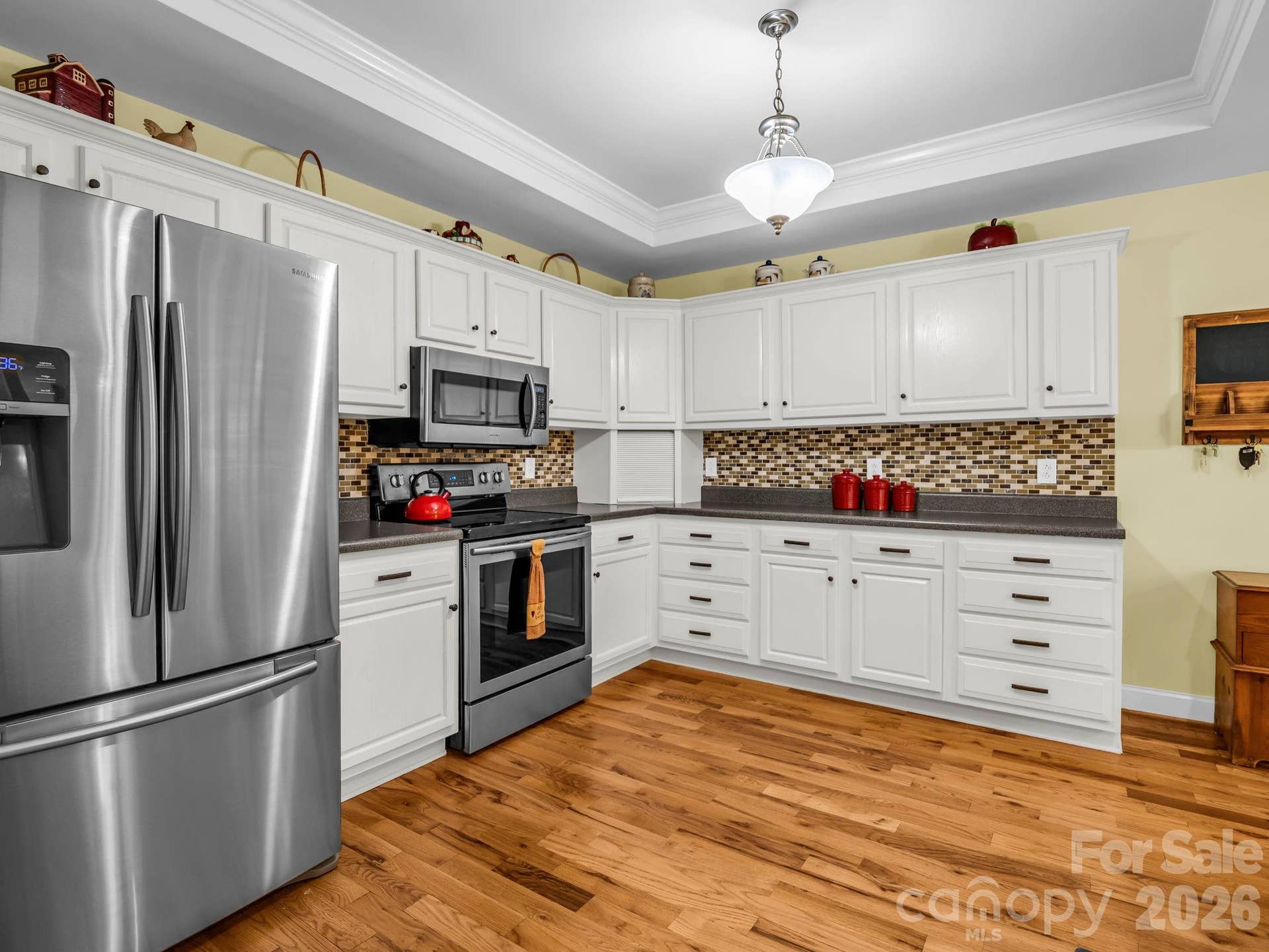 2630 Highway 182 Highway, Lincolnton, NC 28092 kitchen