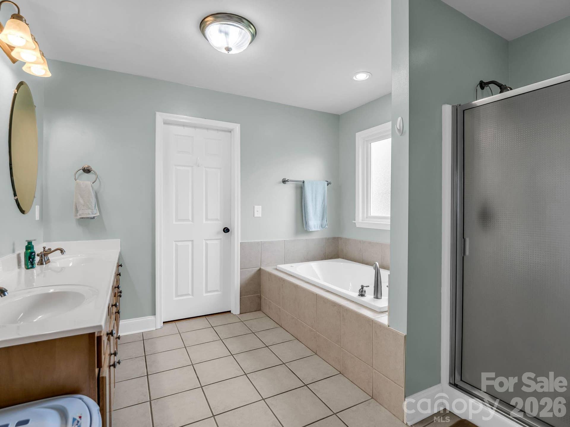 2630 Highway 182 Highway, Lincolnton, NC 28092 primary bath with garden tub and shower