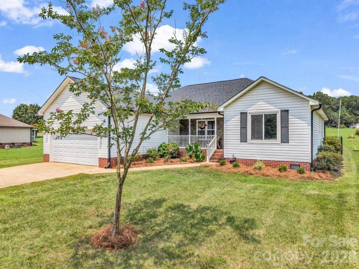 2630 Highway 182 Highway, Lincolnton, NC 28092 Front