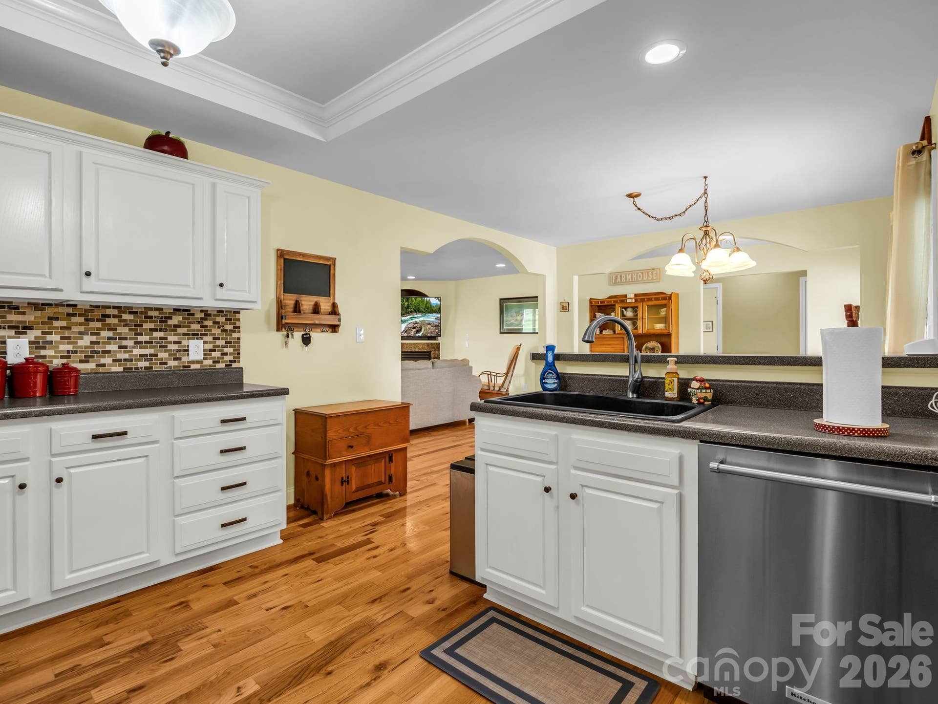 2630 Highway 182 Highway, Lincolnton, NC 28092 kitchen