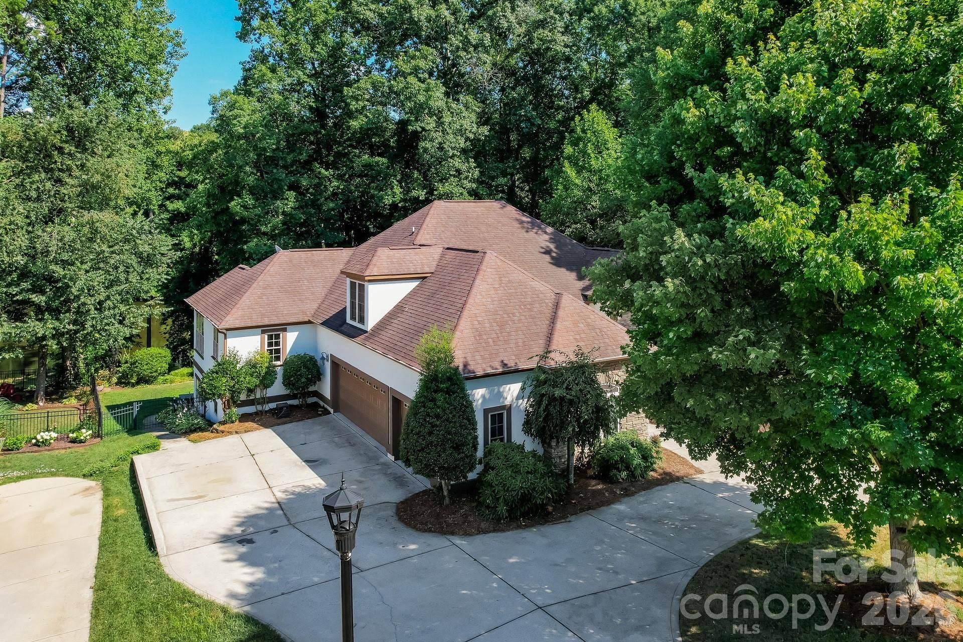 2360 Smith Harbour Drive, Denver, NC 28037