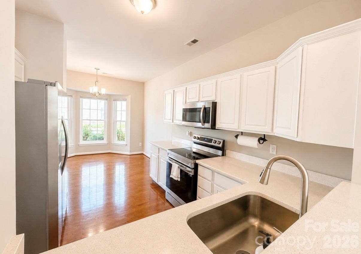 320 Shingleoak Drive, Clover, SC 29710 320 Shingleoak Drive, Clover, SC 29710