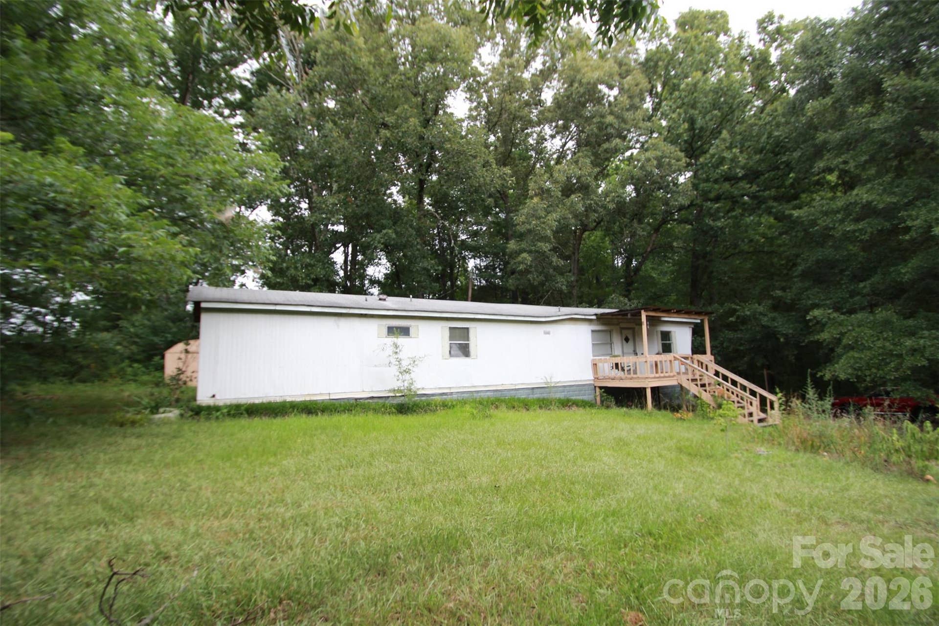 1328 Woodridge Drive, Clover, SC 29710 Mobile Home
