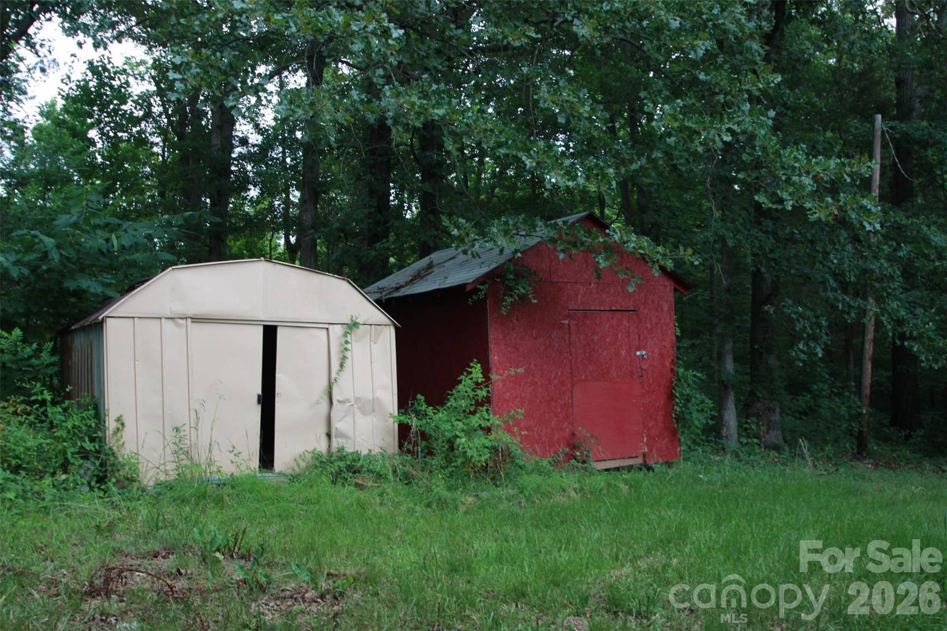 1328 Woodridge Drive, Clover, SC 29710 Buildings in back yard