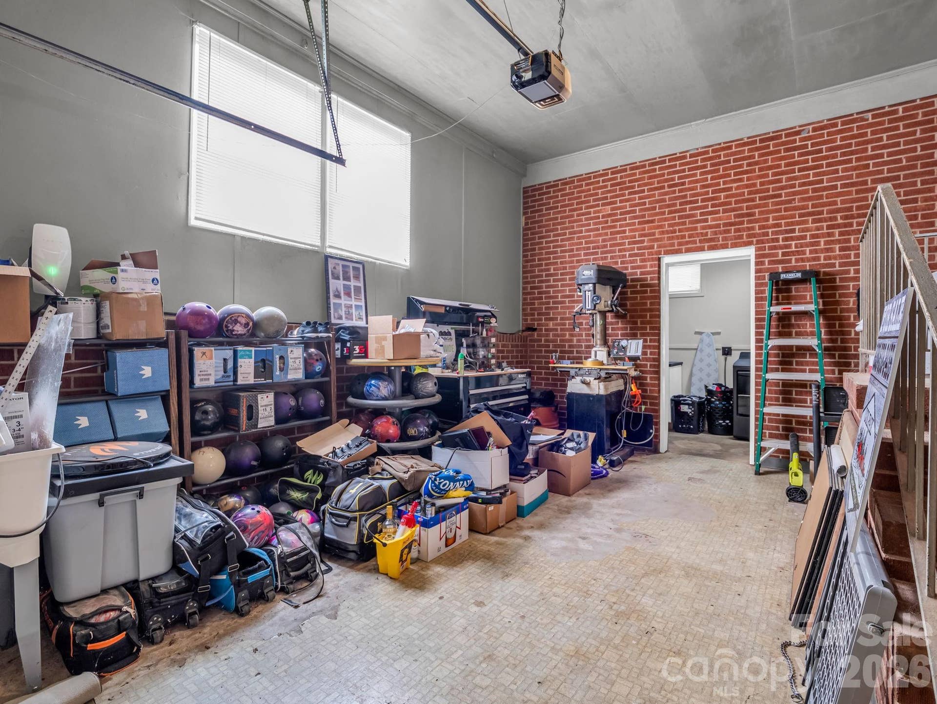 2044 Helen Drive, Gastonia, NC 28054 2044 Helen Drive, Gastonia, NC 28054