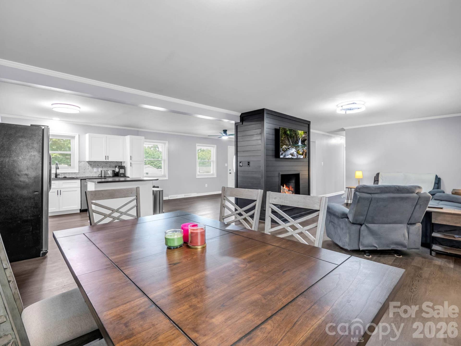 2044 Helen Drive, Gastonia, NC 28054 2044 Helen Drive, Gastonia, NC 28054