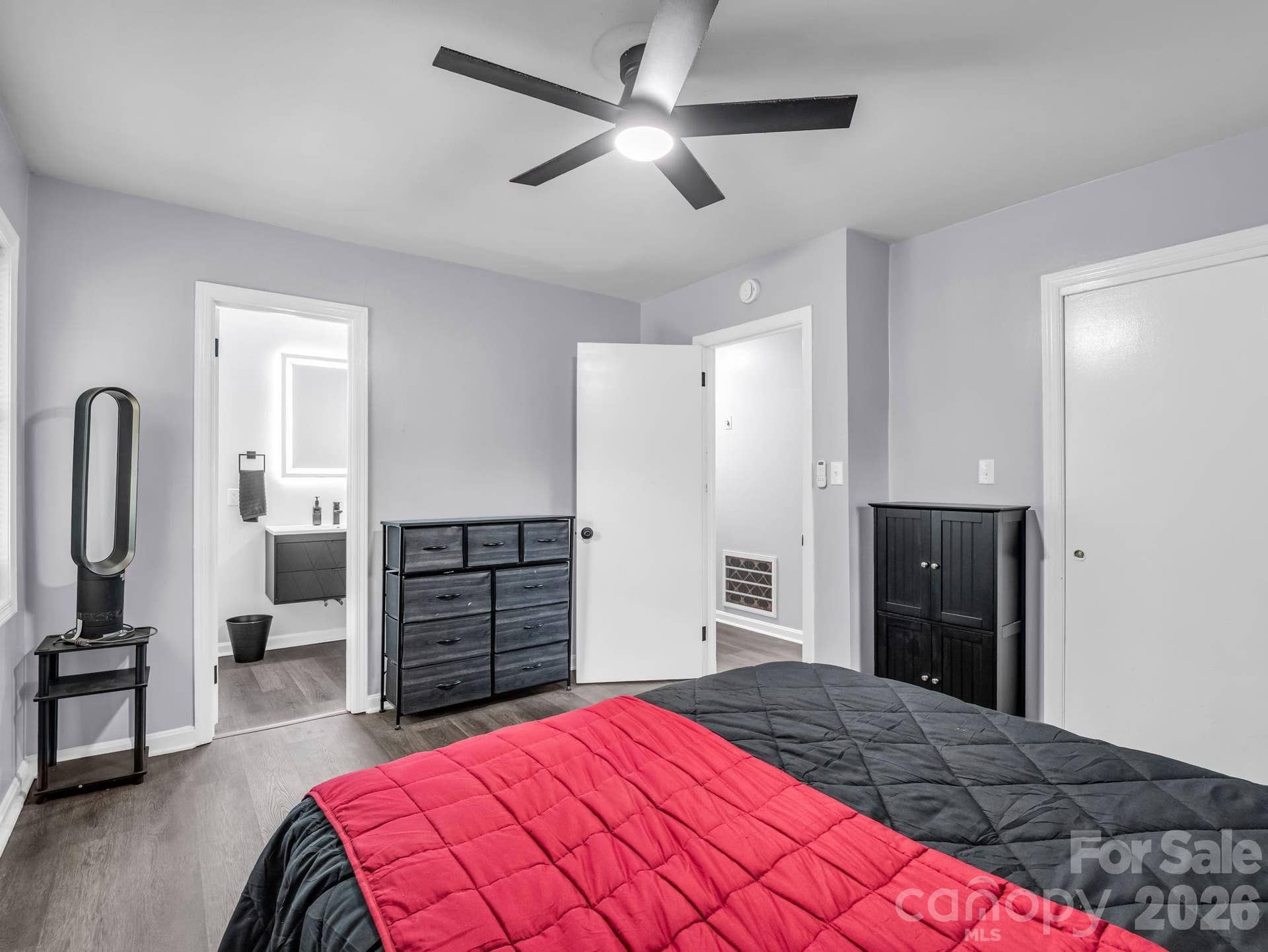 2044 Helen Drive, Gastonia, NC 28054 2044 Helen Drive, Gastonia, NC 28054