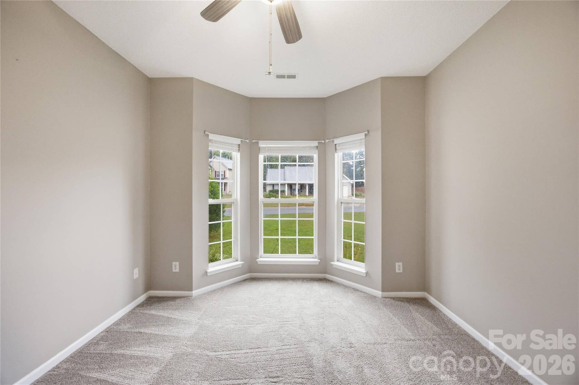 1393 Hollythorne Drive, Rock Hill, SC 29732 1393 Hollythorne Drive, Rock Hill, SC 29732