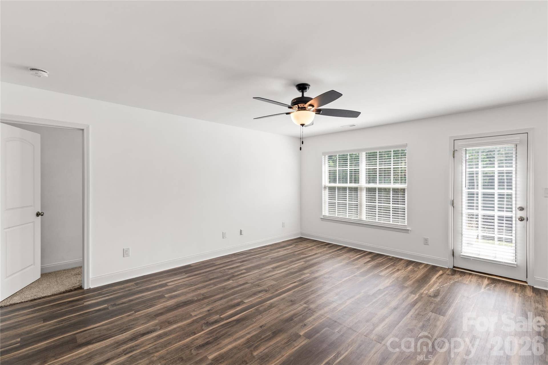 6407 Hunting Creek Road, Lancaster, SC 29720 Living Room