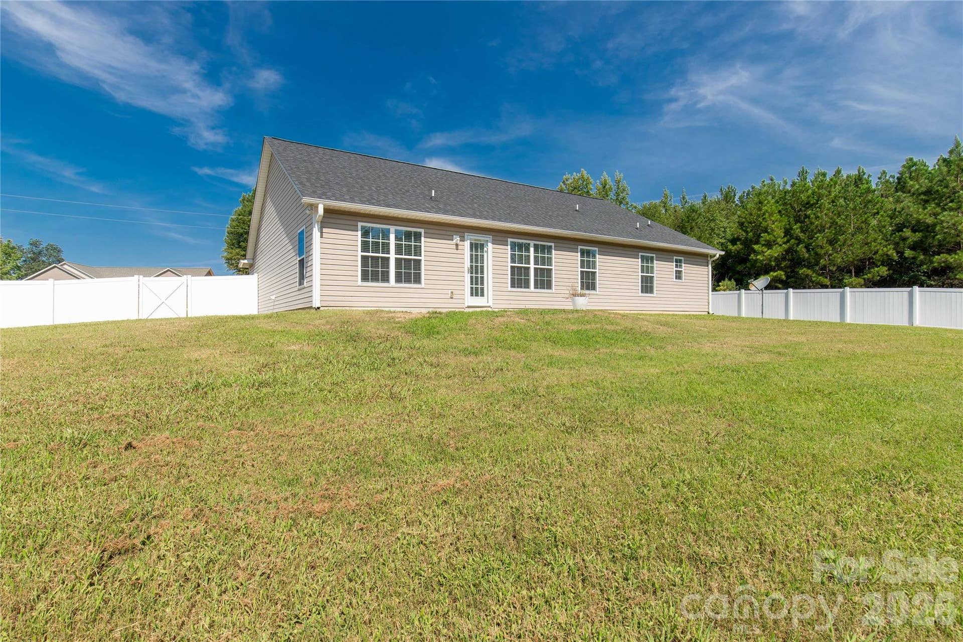 6407 Hunting Creek Road, Lancaster, SC 29720 Back of House