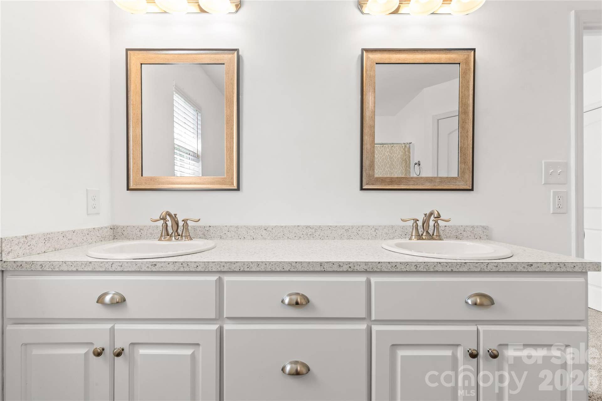 6407 Hunting Creek Road, Lancaster, SC 29720 Primary Bathroom