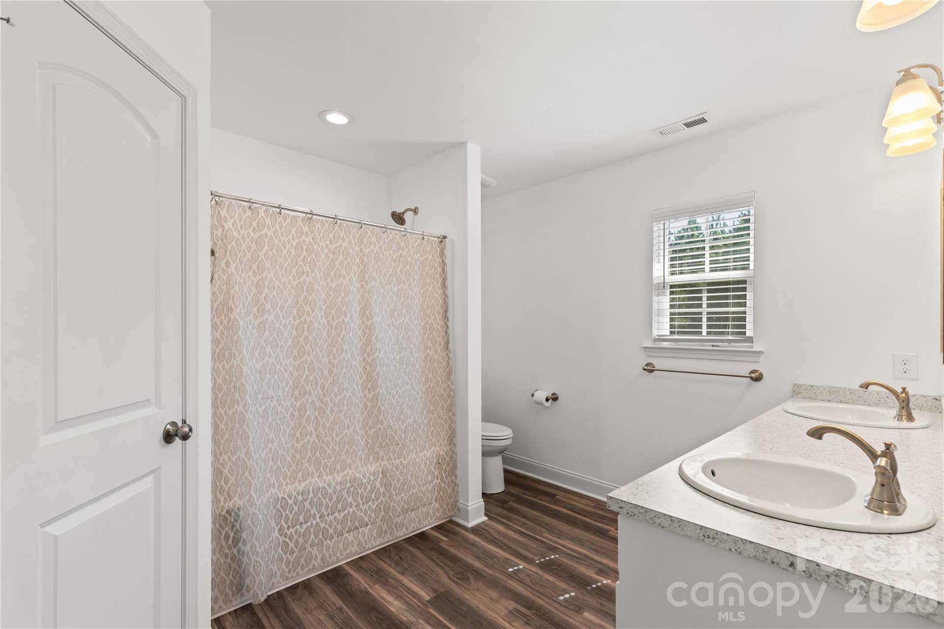 6407 Hunting Creek Road, Lancaster, SC 29720 Primary Bathroom