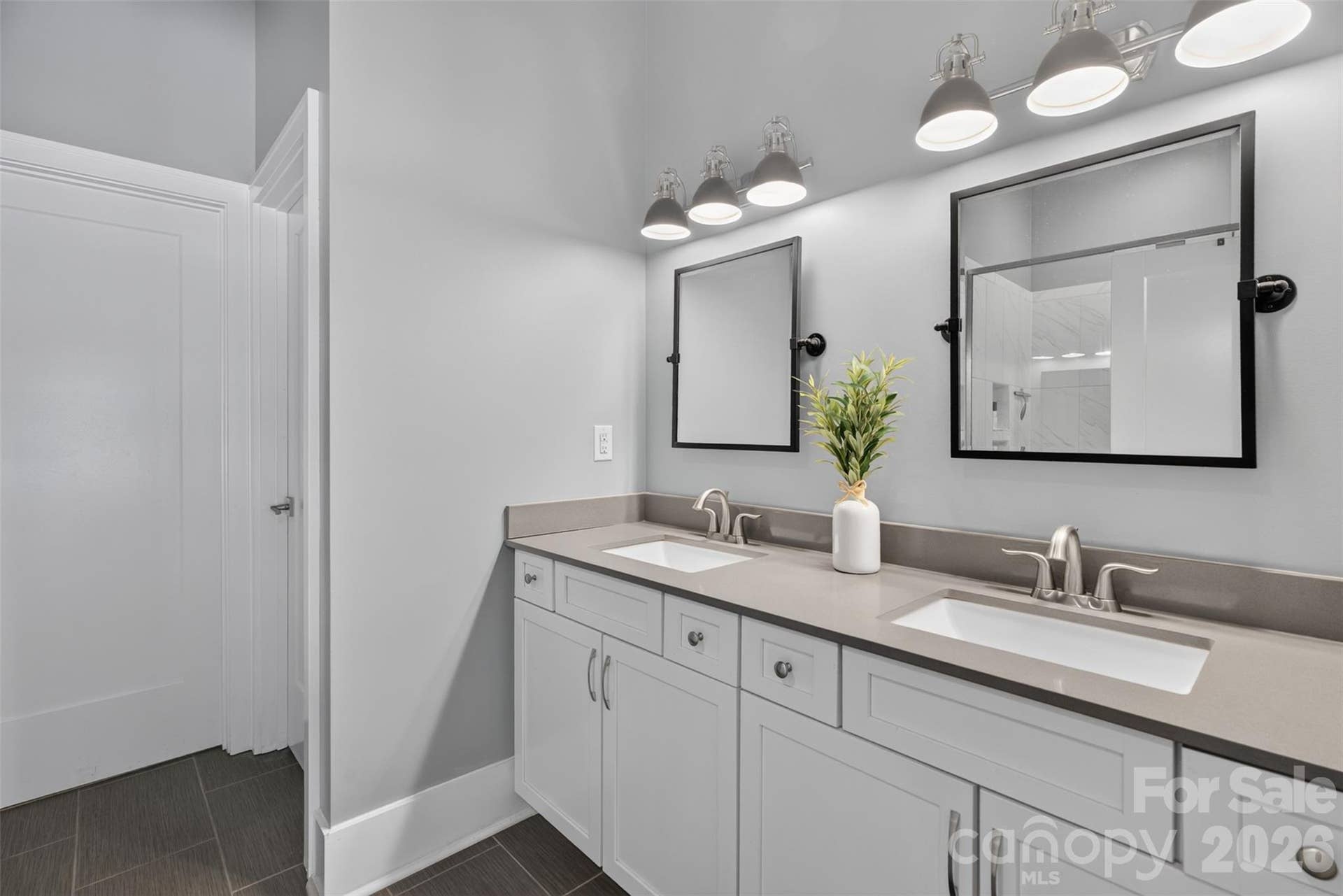 809 Woodland Forest Drive, Waxhaw, NC 28173 Primary Bath