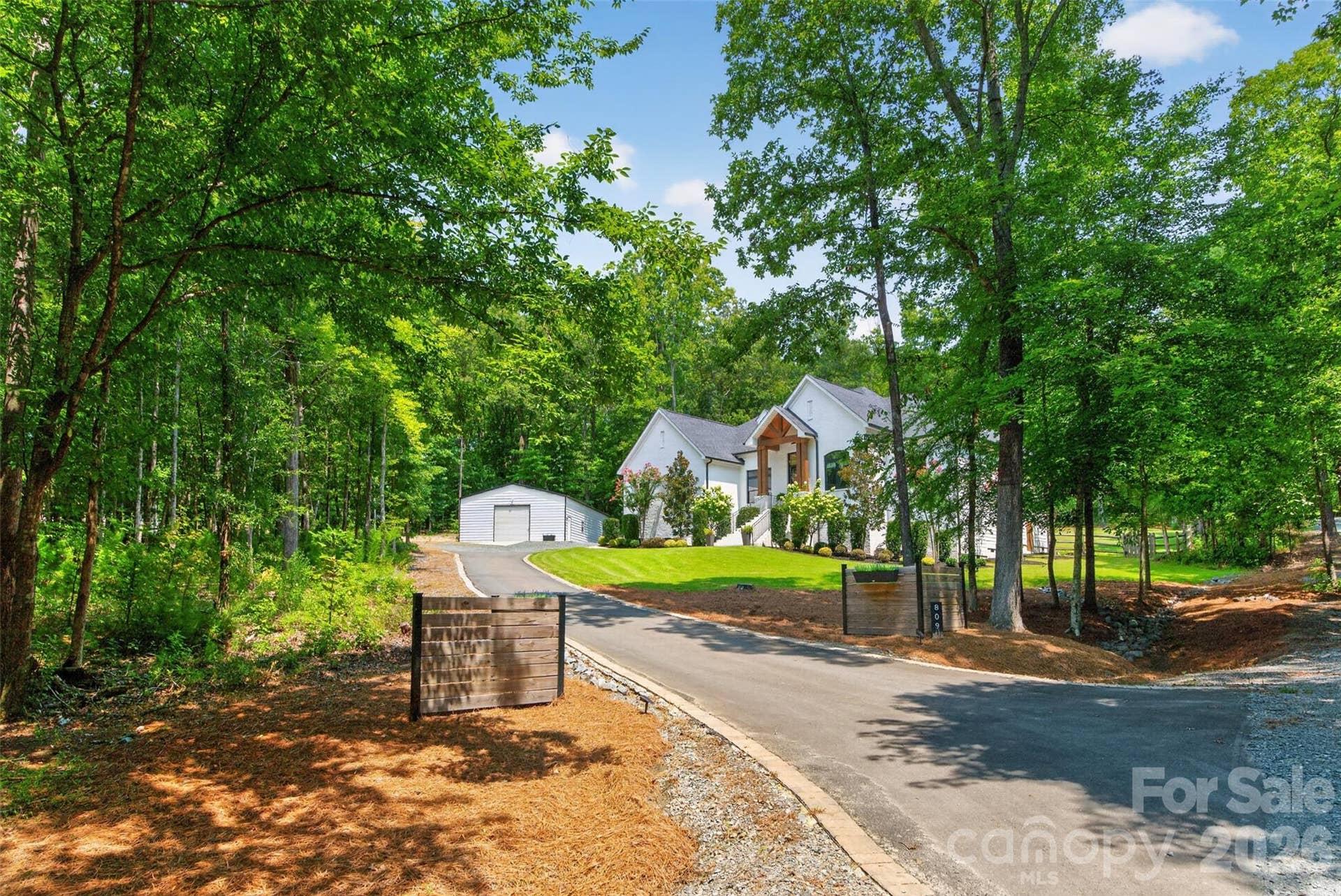 809 Woodland Forest Drive, Waxhaw, NC 28173 Welcome Home
