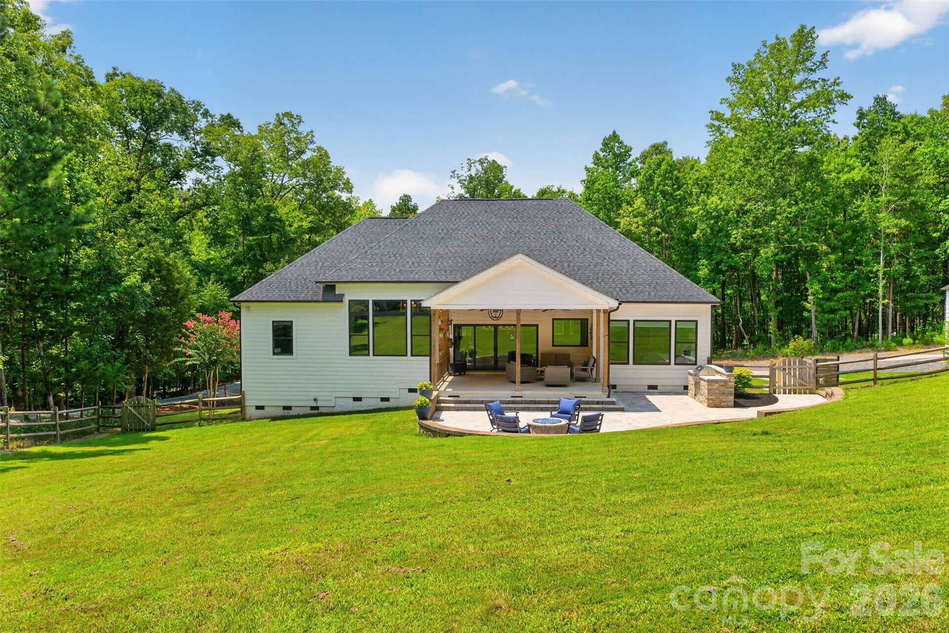 809 Woodland Forest Drive, Waxhaw, NC 28173 809 Woodland Forest Drive, Waxhaw, NC 28173