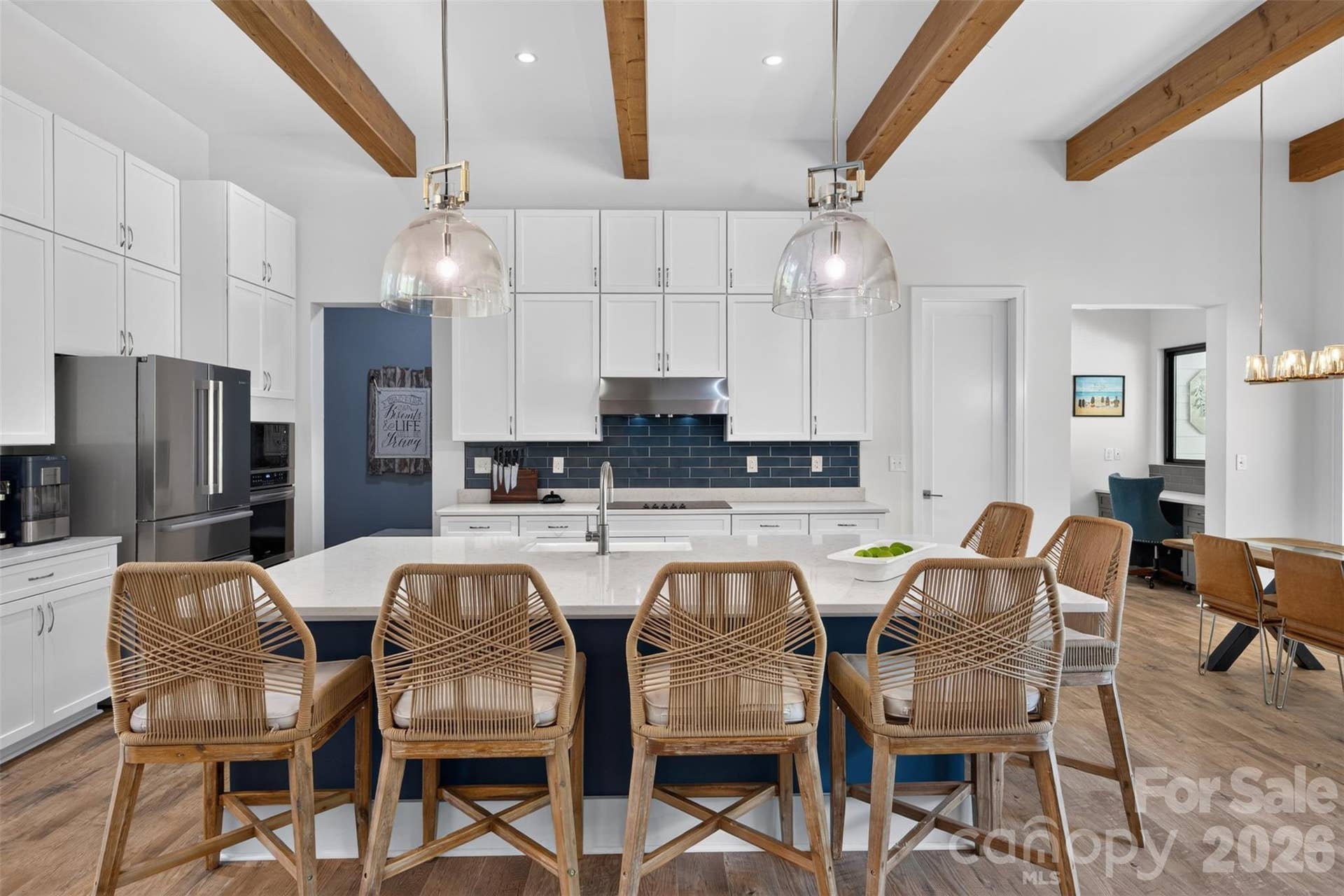 809 Woodland Forest Drive, Waxhaw, NC 28173 Room around the island for all!