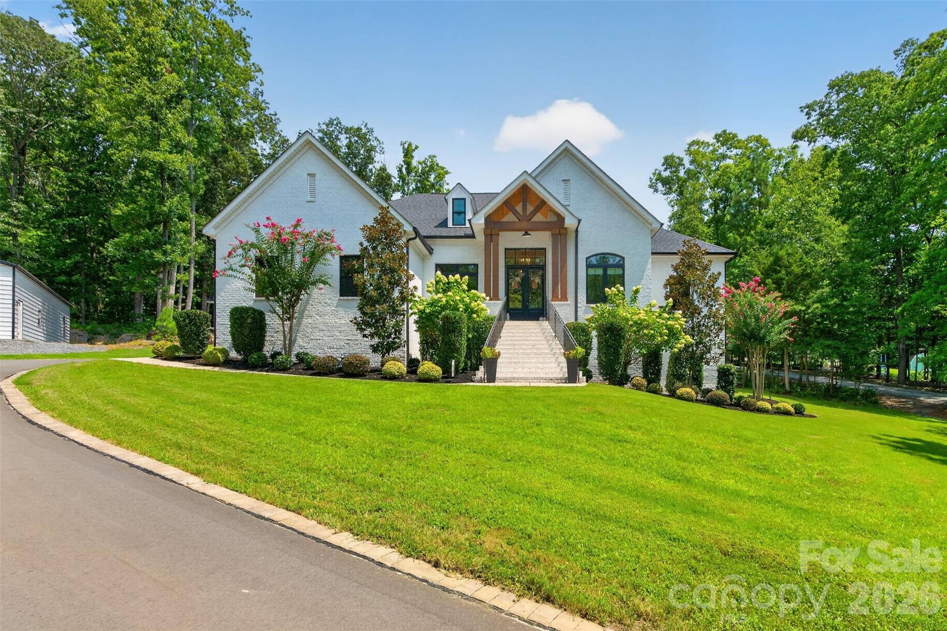 809 Woodland Forest Drive, Waxhaw, NC 28173 809 Woodland Forest Drive, Waxhaw, NC 28173
