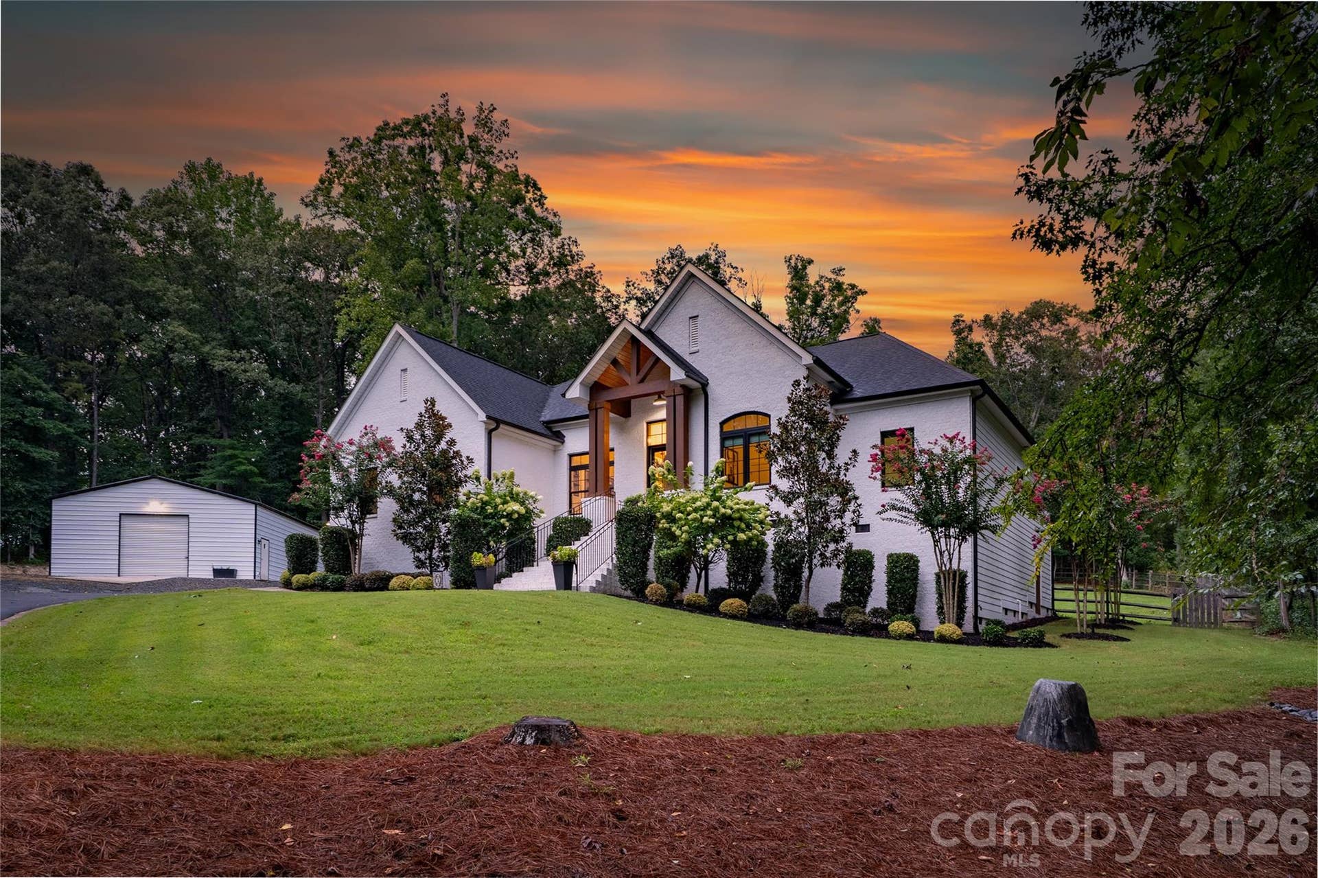 809 Woodland Forest Drive, Waxhaw, NC 28173 809 Woodland Forest Drive, Waxhaw, NC 28173