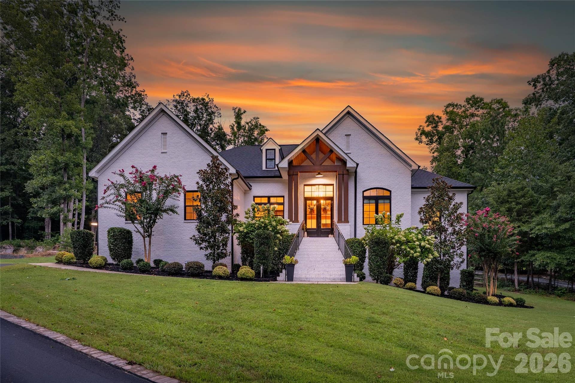 809 Woodland Forest Drive, Waxhaw, NC 28173 809 Woodland Forest Drive, Waxhaw, NC 28173