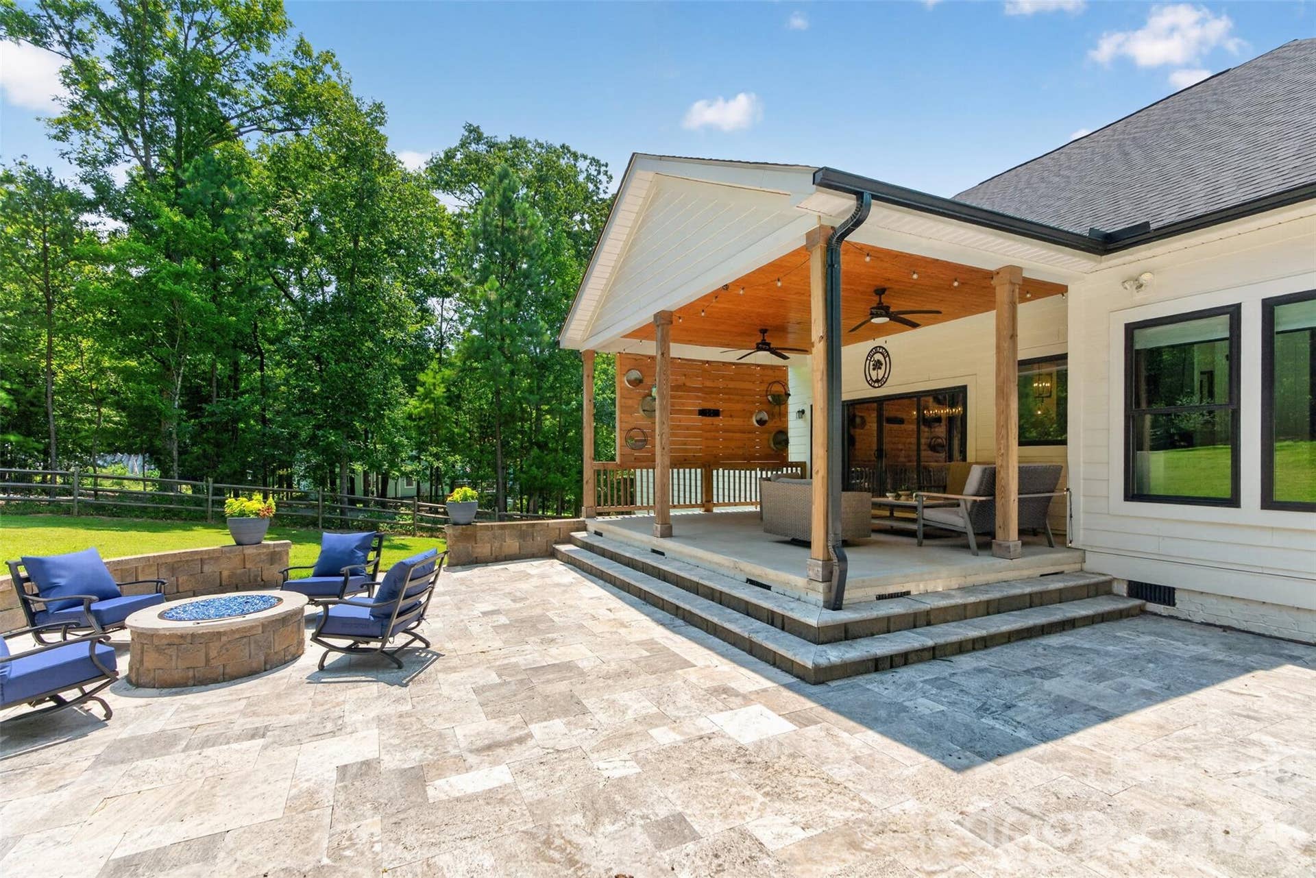 809 Woodland Forest Drive, Waxhaw, NC 28173 Gas Firepit