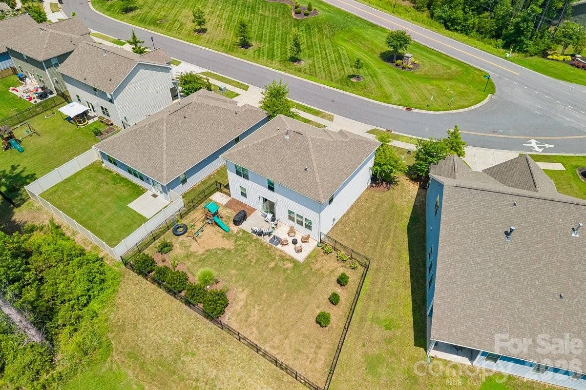 1809 Shelbourne Way, Fort Mill, SC 29707