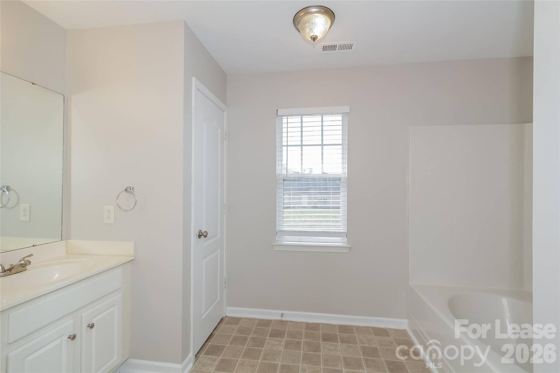 2117 Sebastiani Drive, Charlotte, NC 28214 2117 Sebastiani Drive, Charlotte, NC 28214
