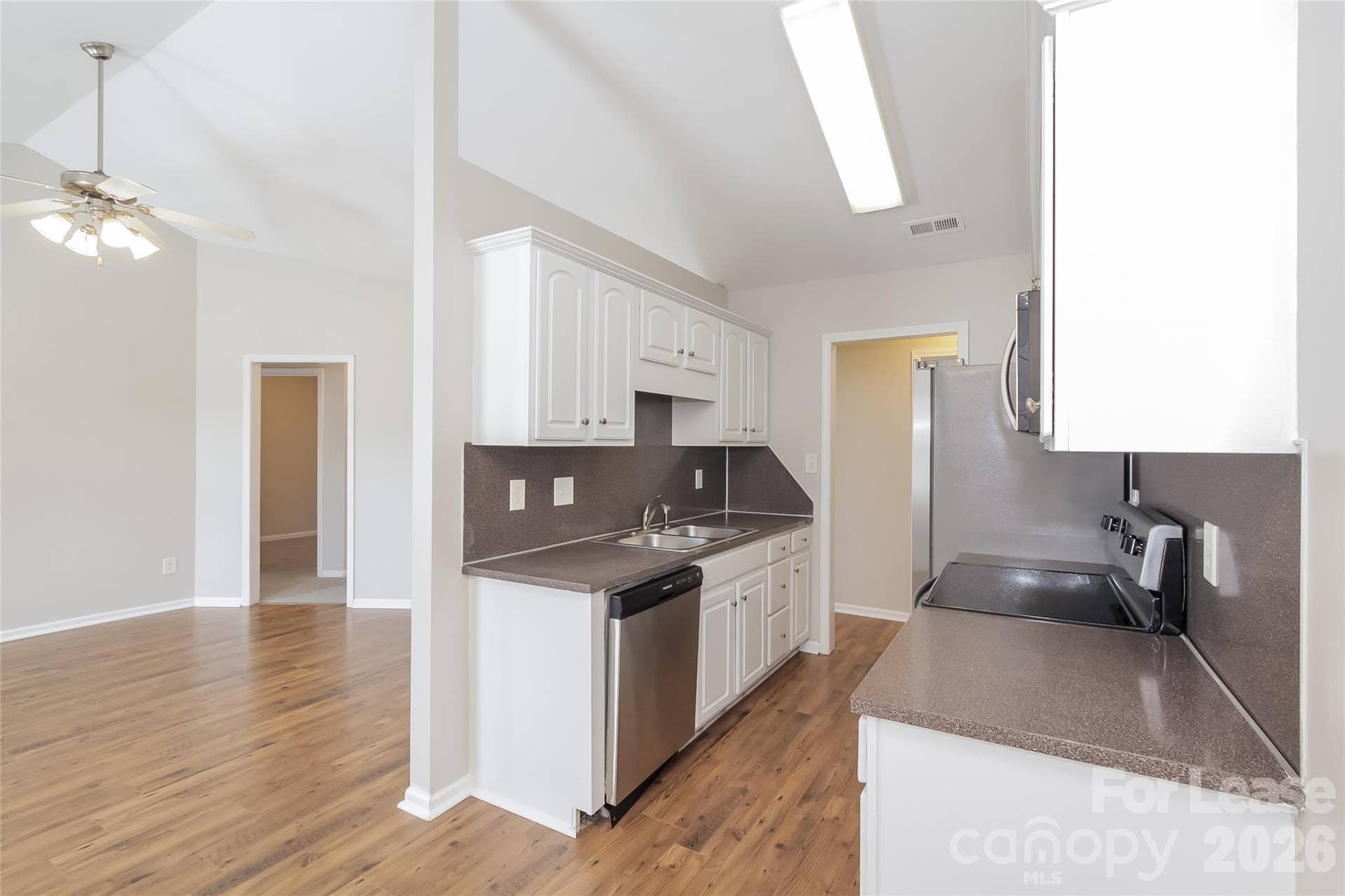 2117 Sebastiani Drive, Charlotte, NC 28214 2117 Sebastiani Drive, Charlotte, NC 28214
