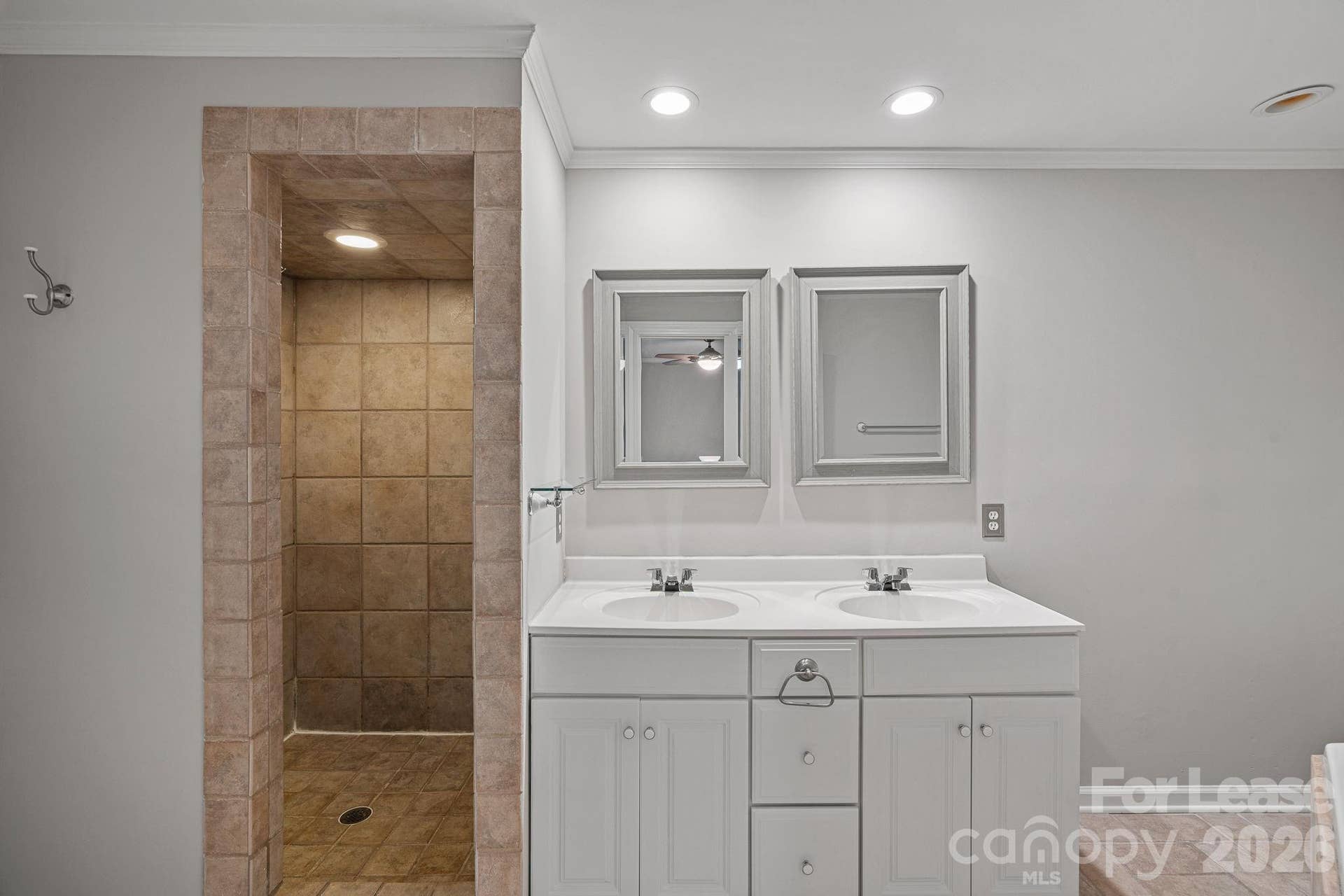 3 Turtle Lane, Lake Wylie, SC 29710 3 Turtle Lane, Lake Wylie, SC 29710