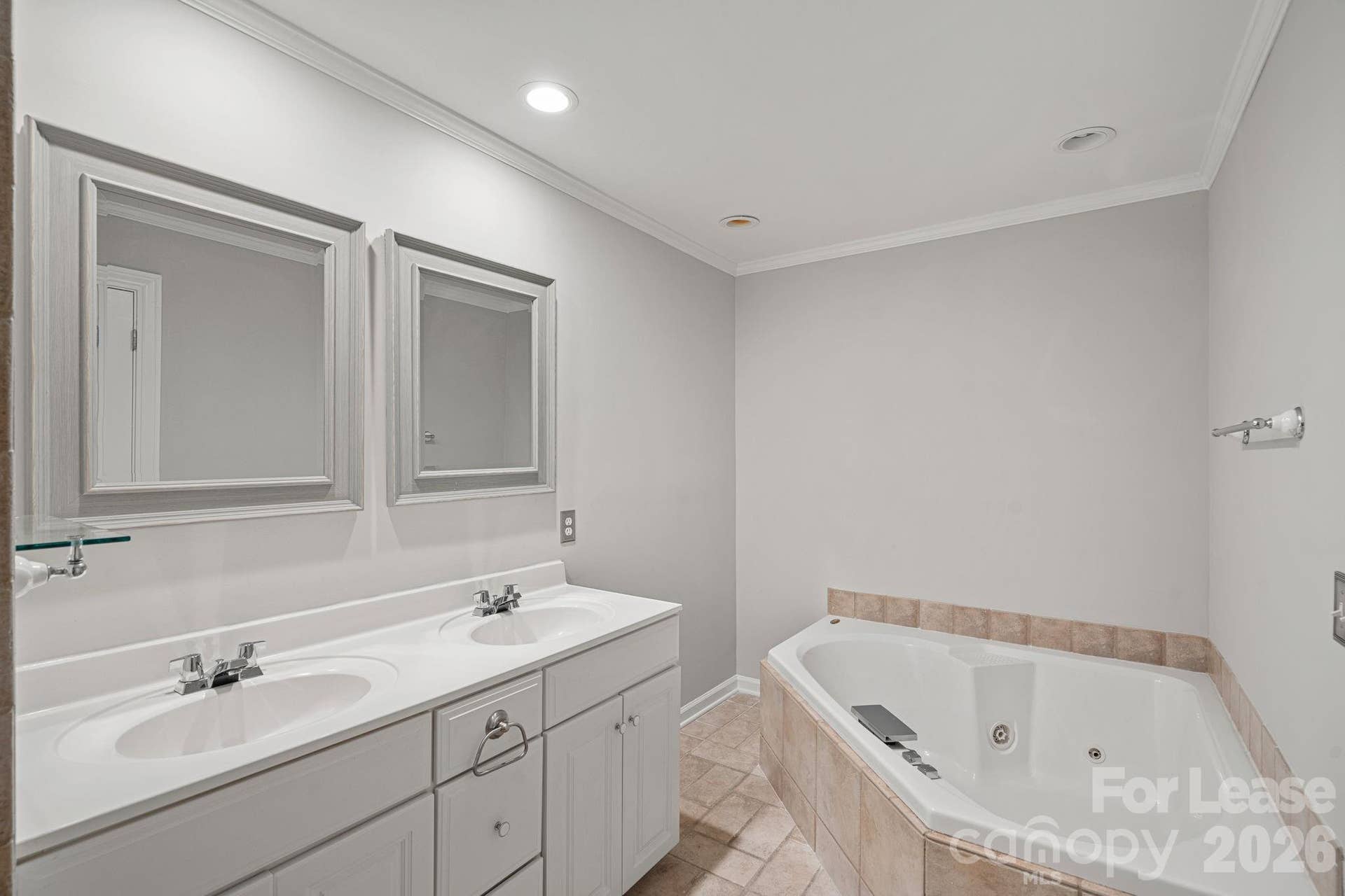 3 Turtle Lane, Lake Wylie, SC 29710 3 Turtle Lane, Lake Wylie, SC 29710