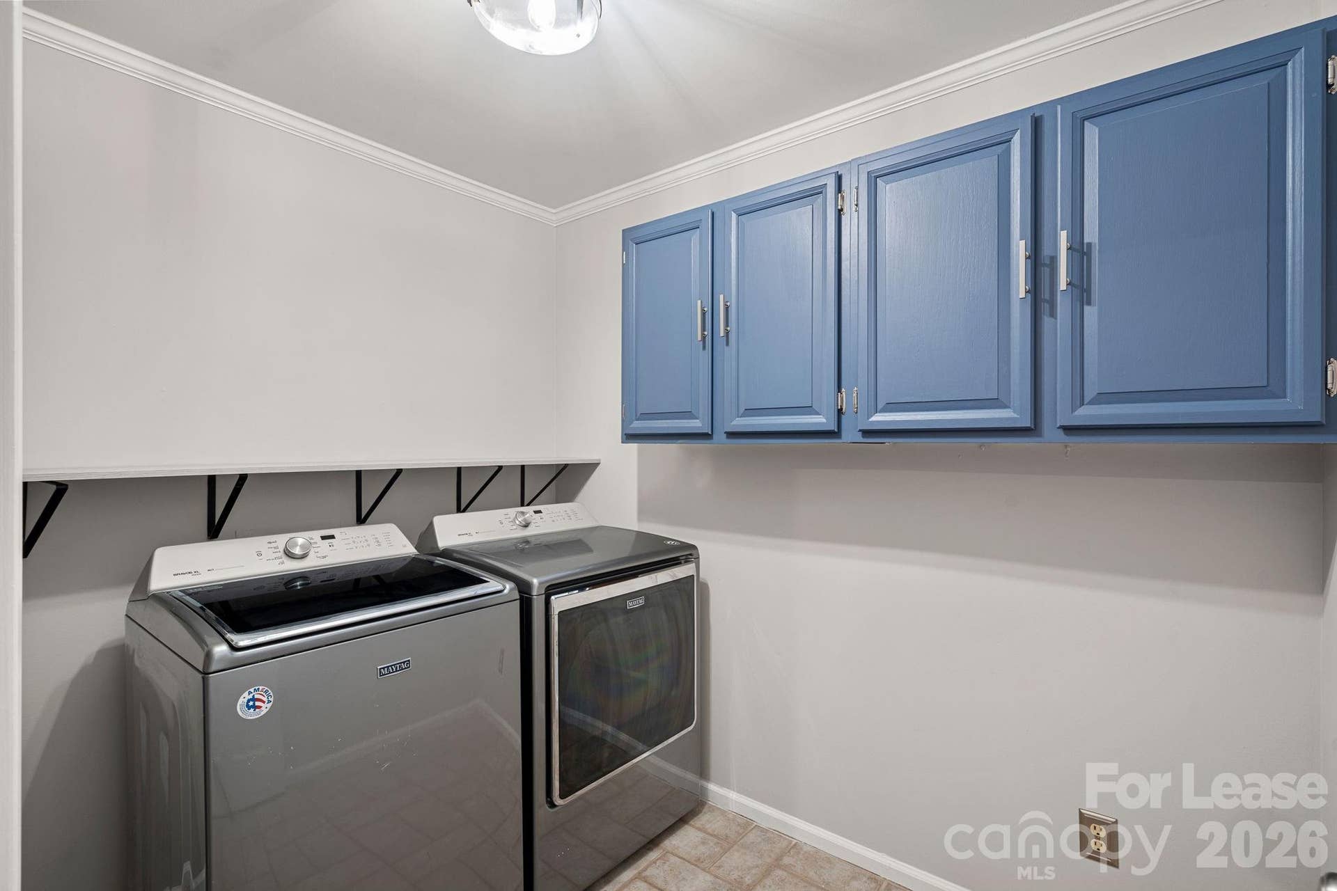 3 Turtle Lane, Lake Wylie, SC 29710 3 Turtle Lane, Lake Wylie, SC 29710