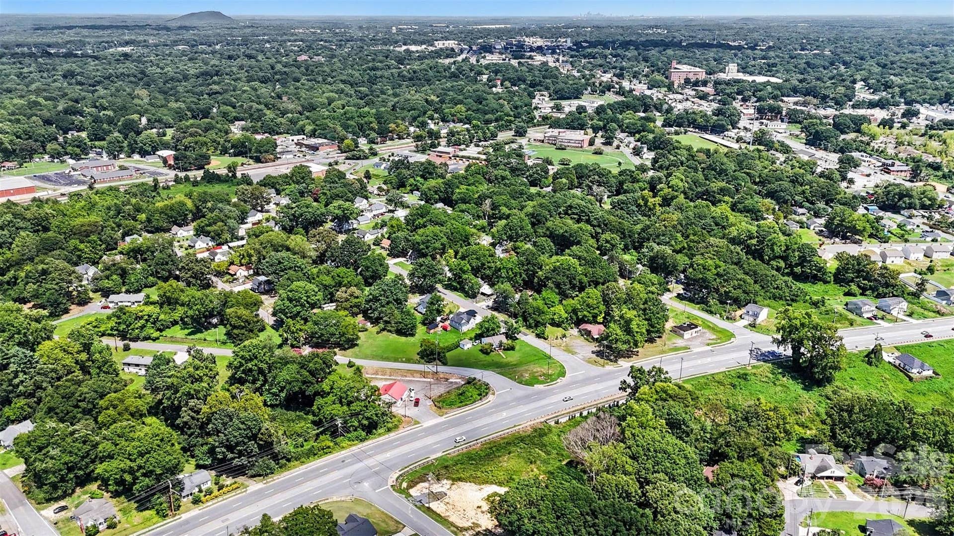 415 White Street, Gastonia, NC 28052 415 White Street, Gastonia, NC 28052