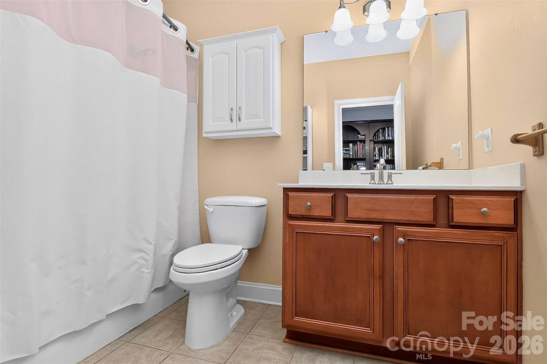 Guest Full Bath