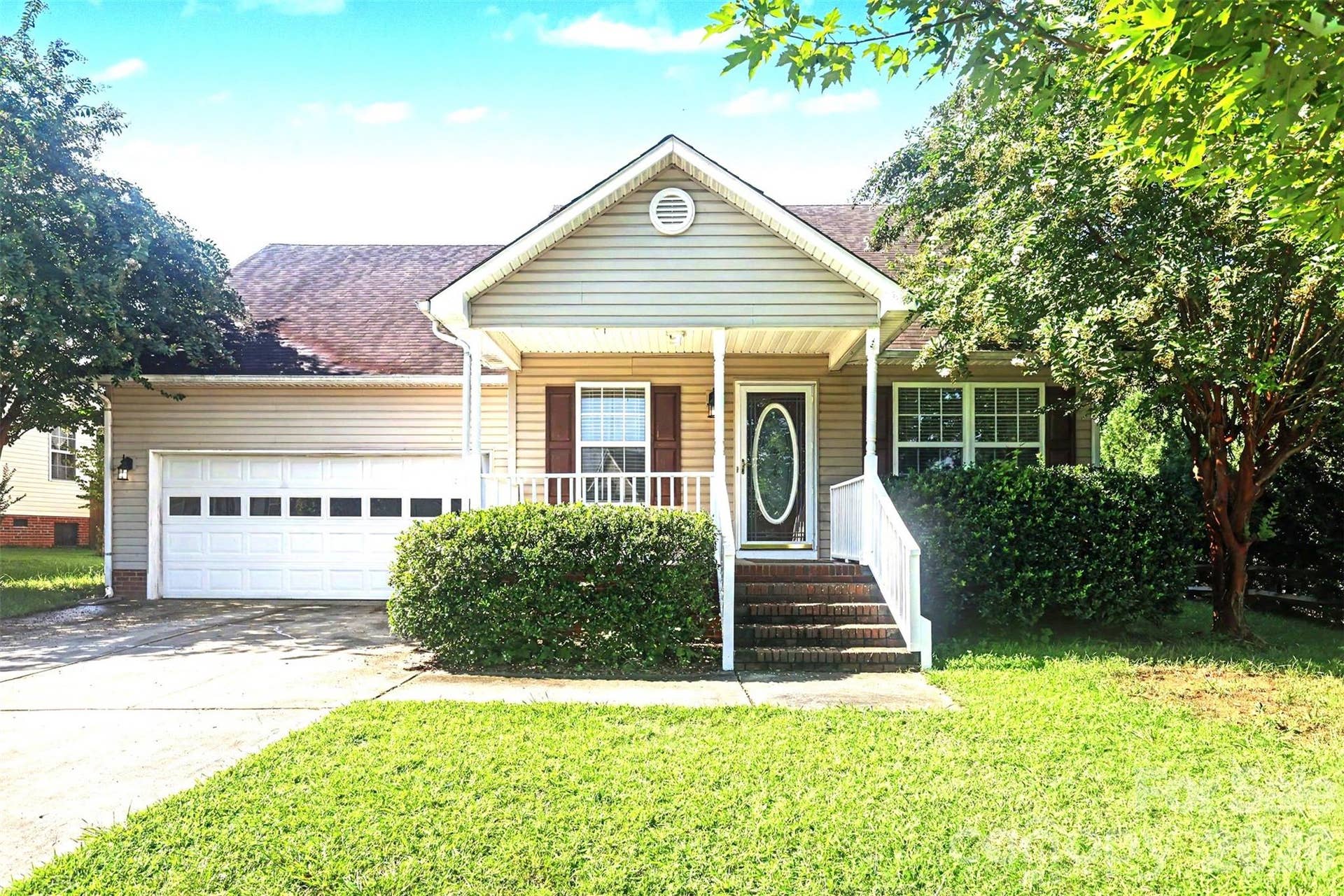 643 Trenholm Trail, Fort Mill, SC 29715 643 Trenholm Trail, Fort Mill, SC 29715
