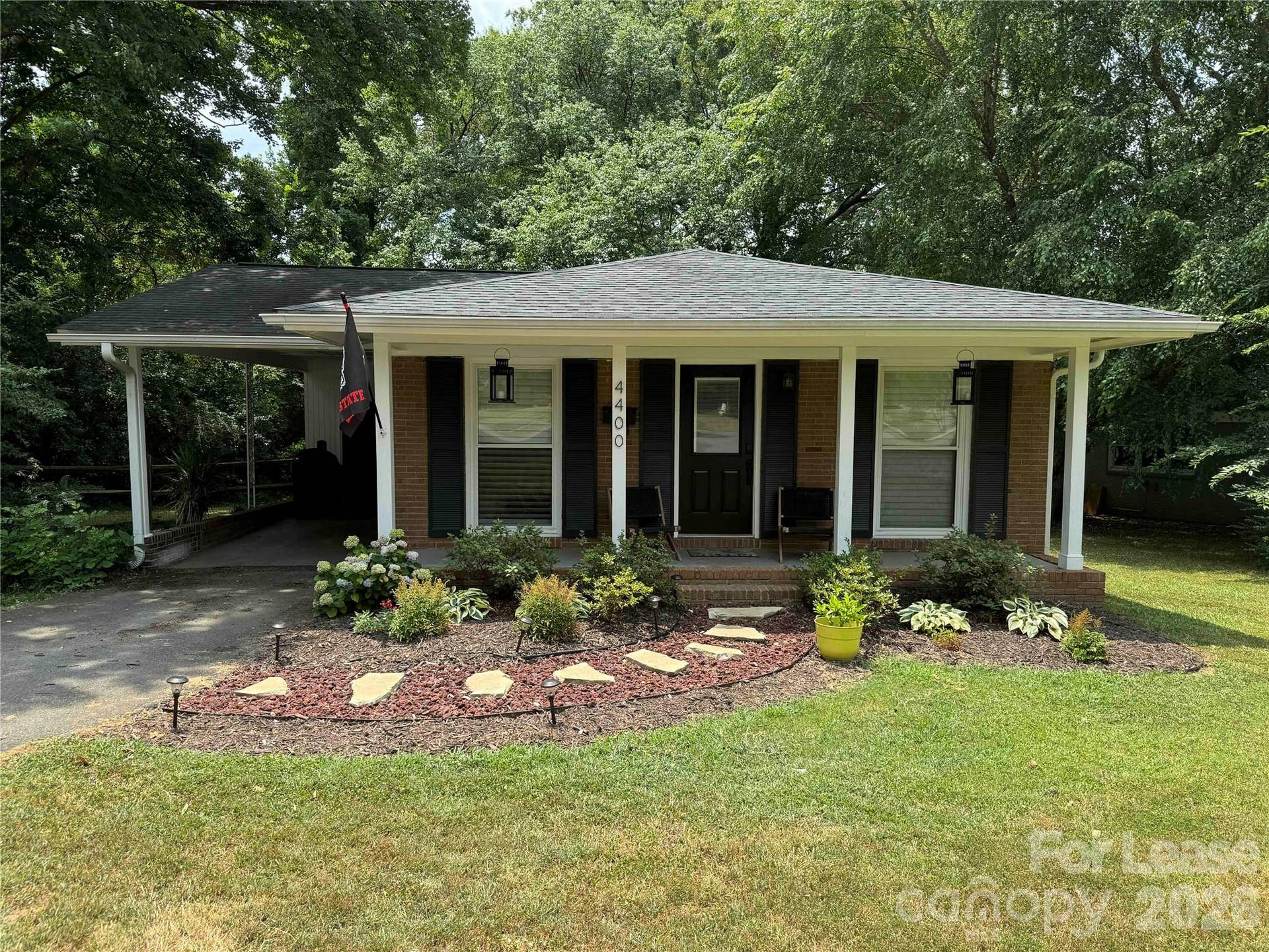 4400 Winedale Lane, Charlotte, NC 28205 Front View