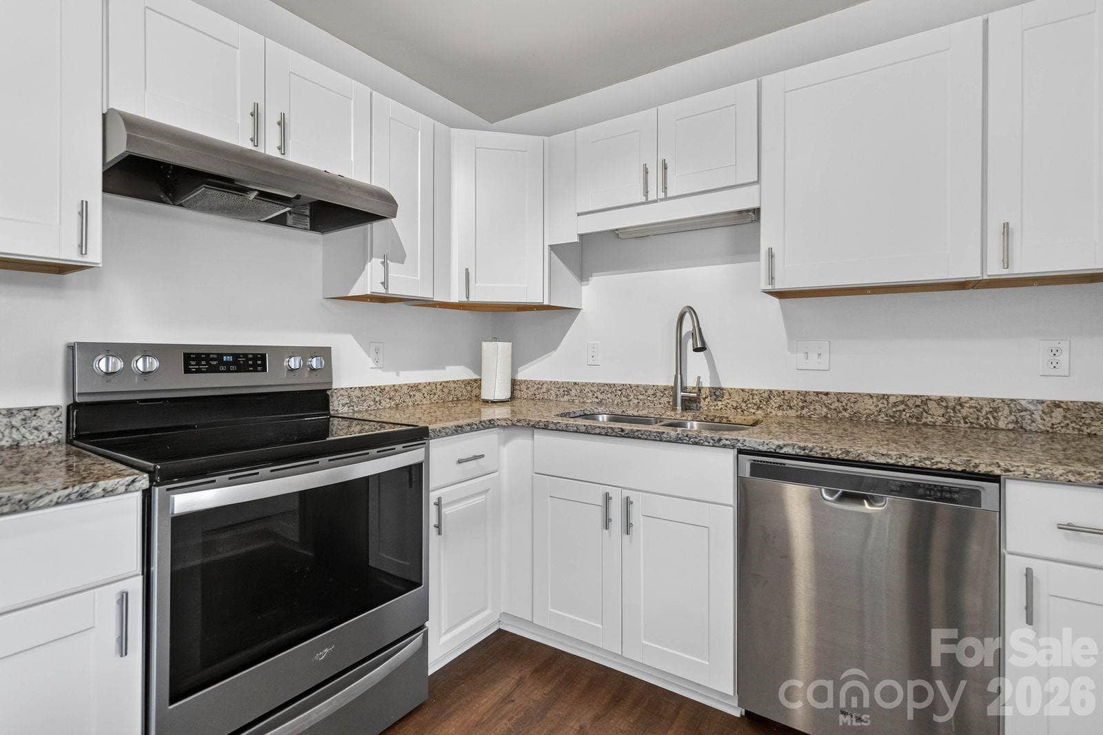 809 Hasty Road, Marshville, NC 28103 White Shaker Style Cabinets