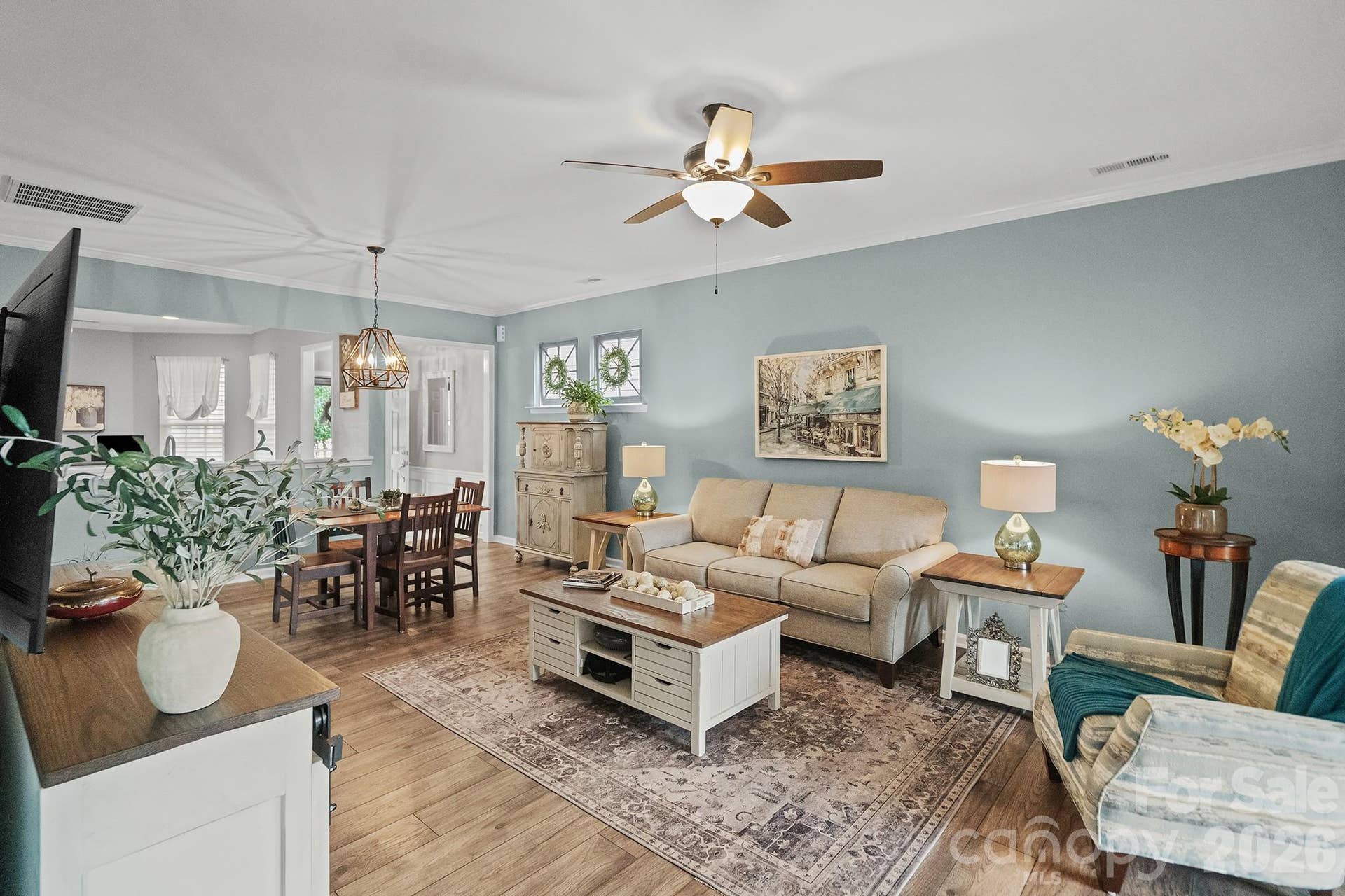 1018 Kirby Drive, Fort Mill, SC 29715 Open floor plan. Great for entertaining.