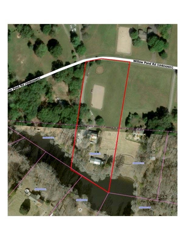 Aerial - NC/SC state line runs through the property