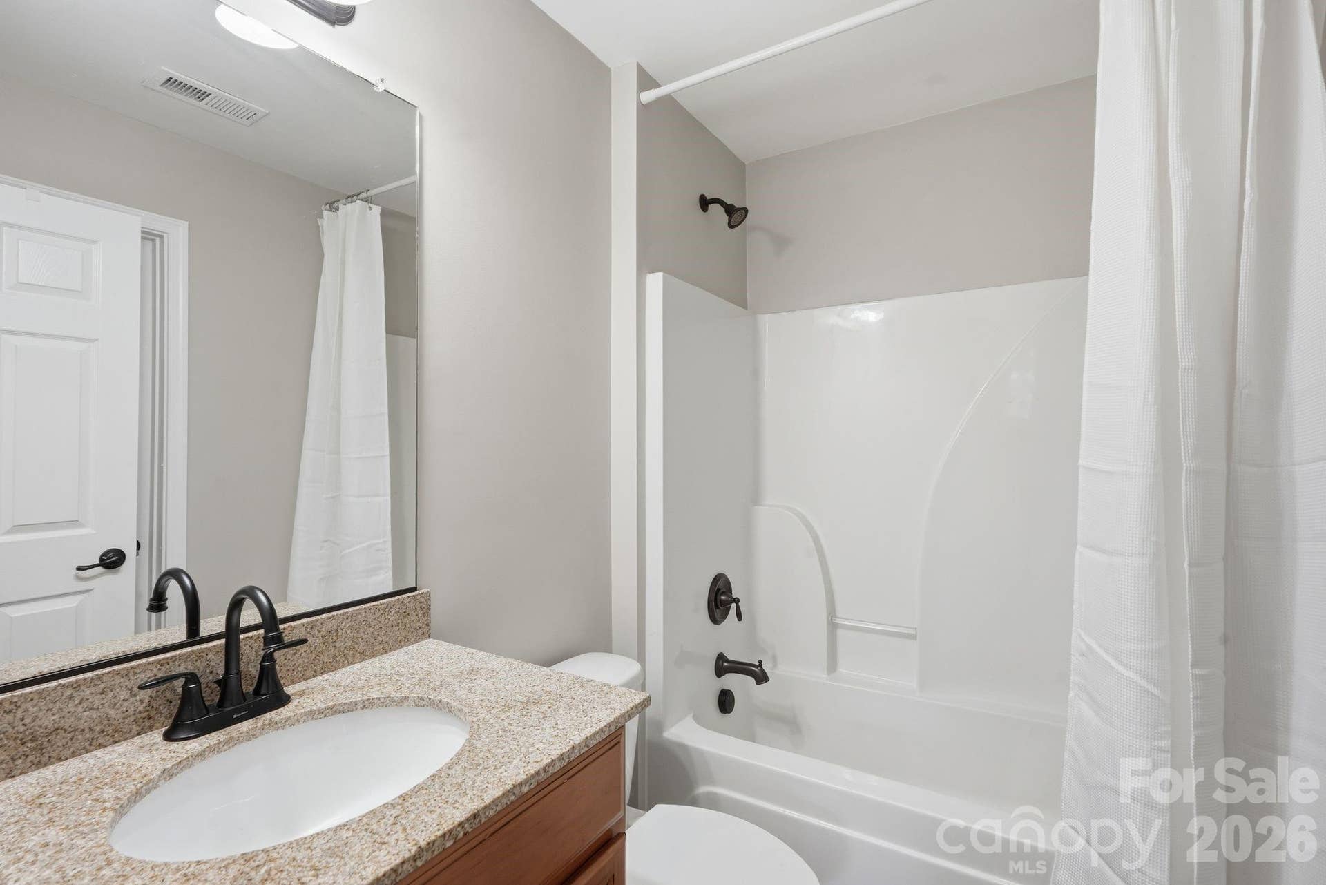 4851 Summerside Drive, Clover, SC 29710 4851 Summerside Drive, Clover, SC 29710