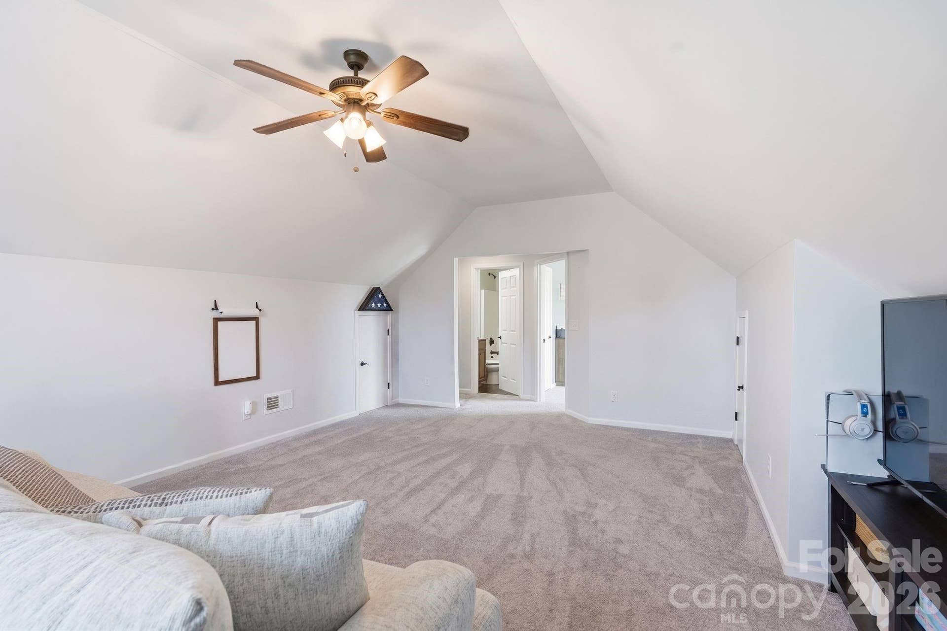 4851 Summerside Drive, Clover, SC 29710 4851 Summerside Drive, Clover, SC 29710