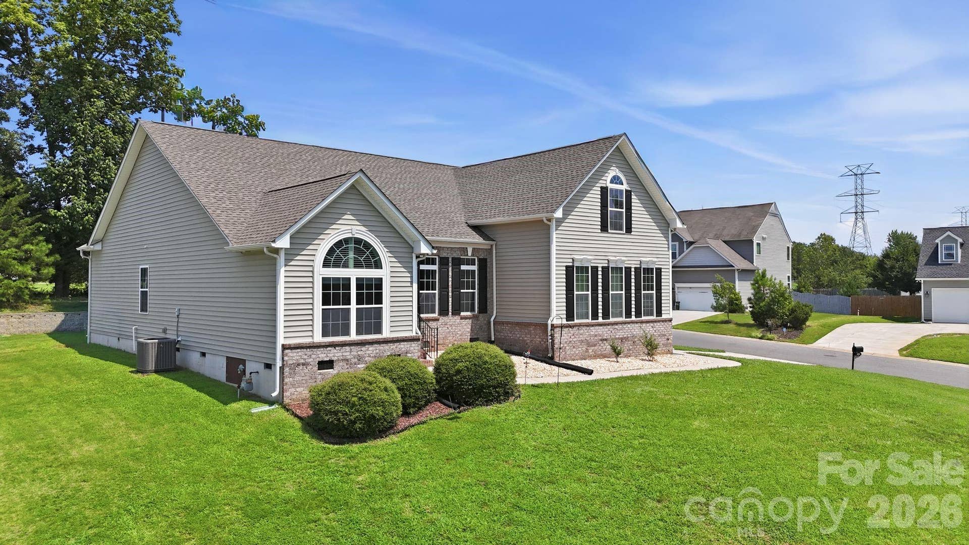 4851 Summerside Drive, Clover, SC 29710 4851 Summerside Drive, Clover, SC 29710