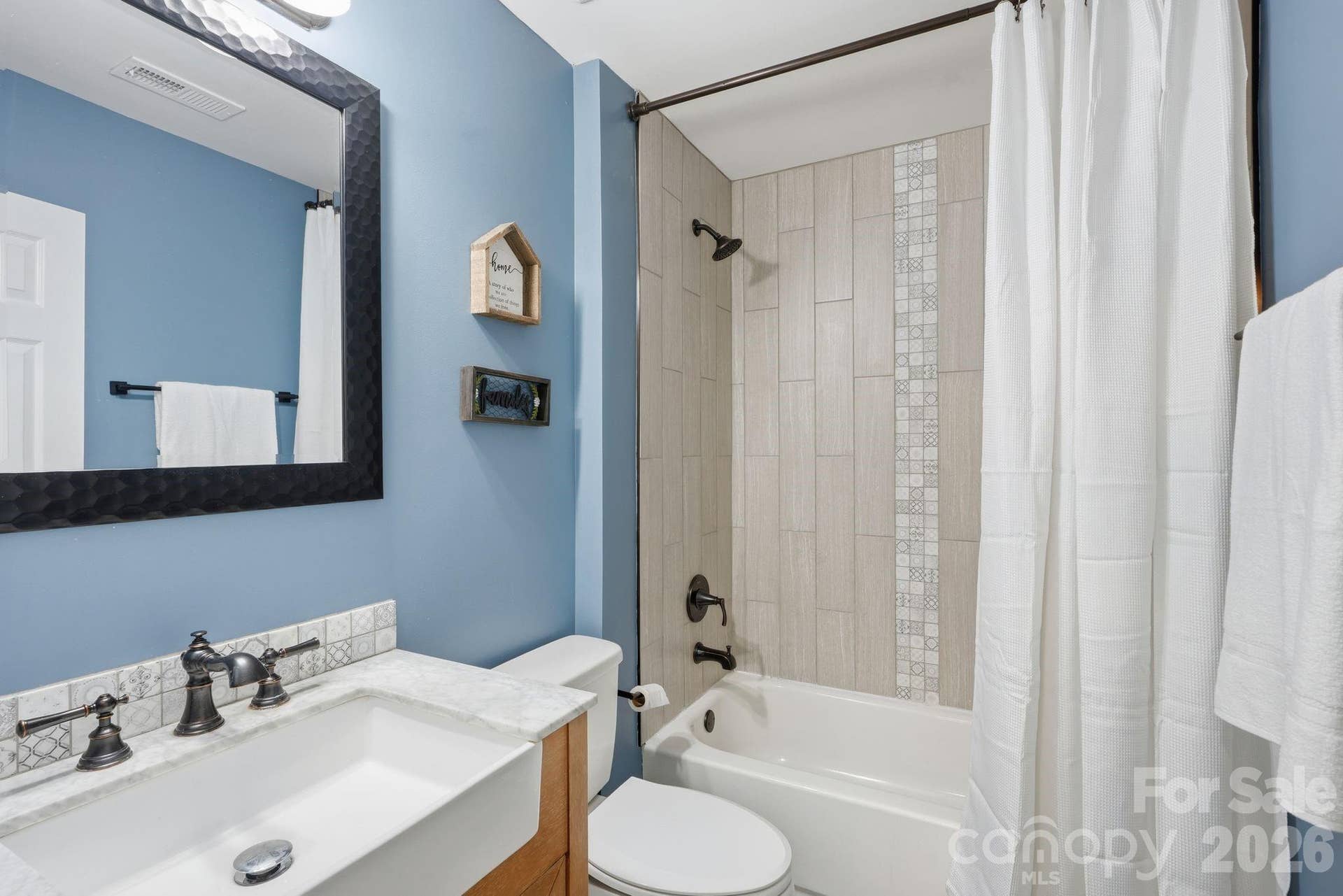 4851 Summerside Drive, Clover, SC 29710 4851 Summerside Drive, Clover, SC 29710