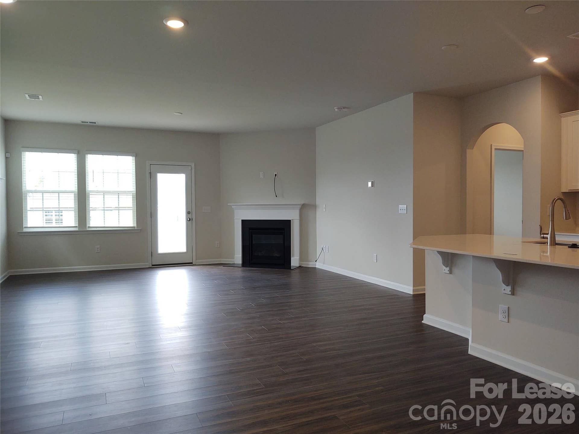 4049 Whipcord Drive, Waxhaw, NC 28173 4049 Whipcord Drive, Waxhaw, NC 28173