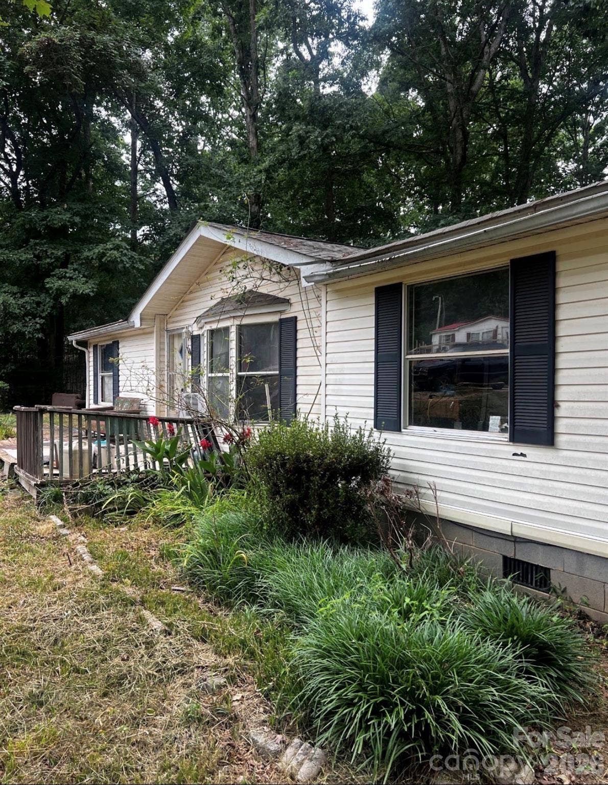 2697 Sentry Lane, Lincolnton, NC 28092 2697 Sentry Lane, Lincolnton, NC 28092